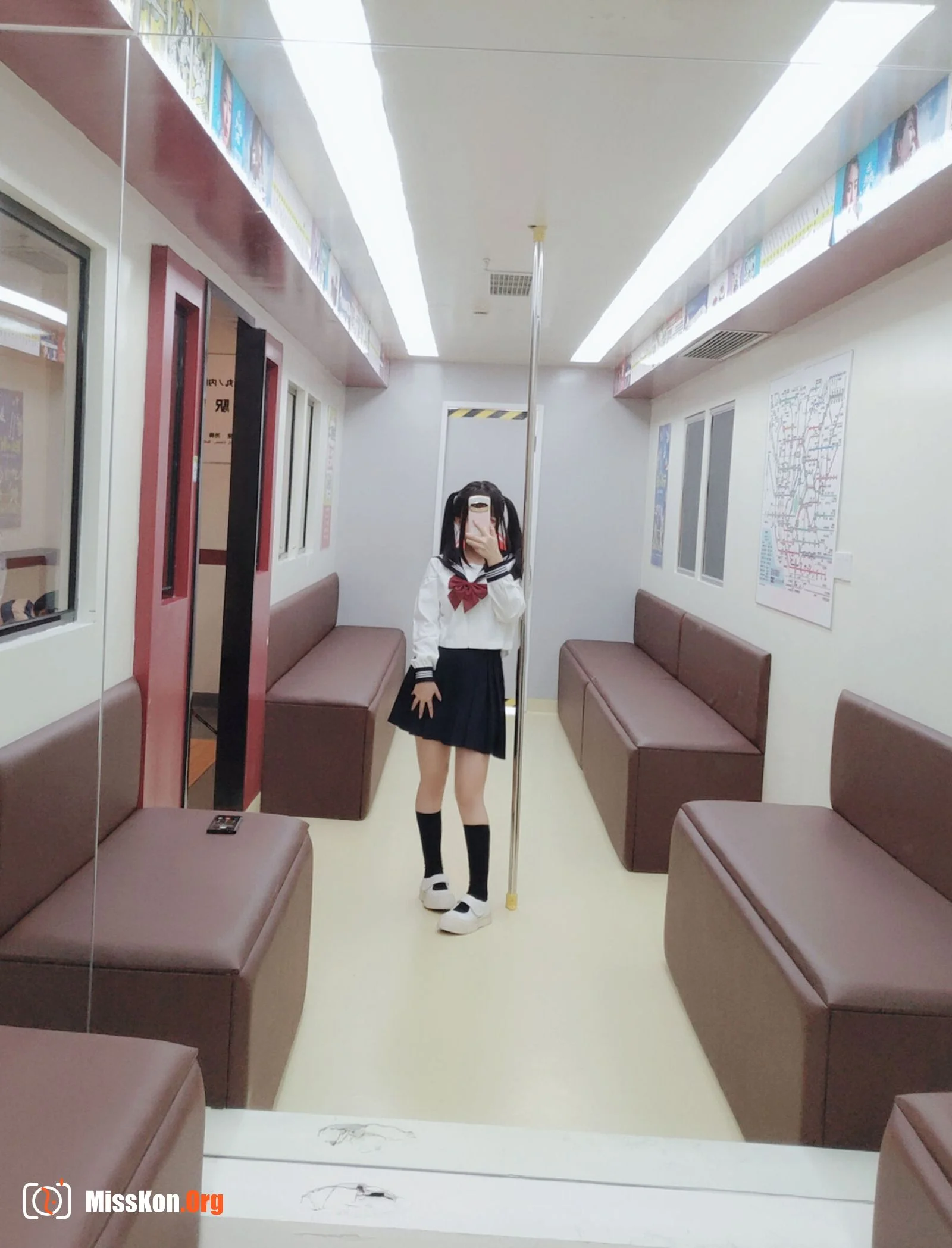 Rina Jiao: Train JK - Photo 51