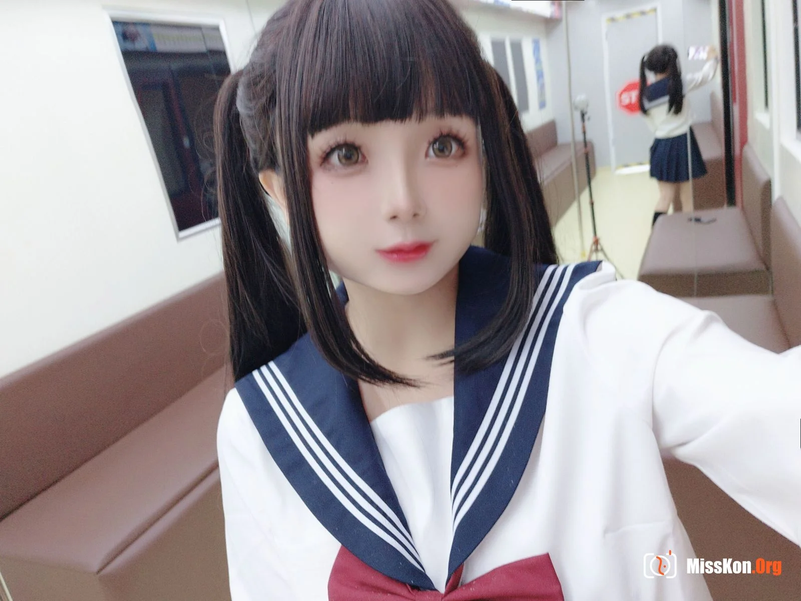 Rina Jiao: Train JK - Photo 52