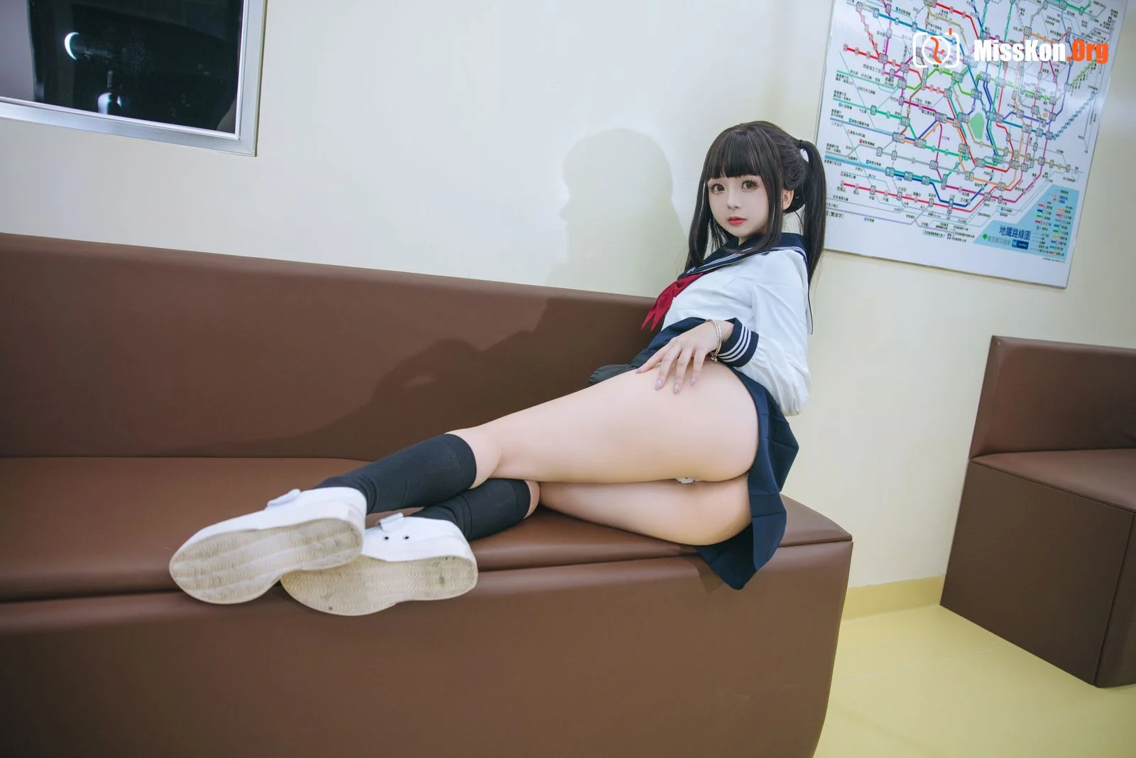 Rina Jiao: Train JK - Photo 57
