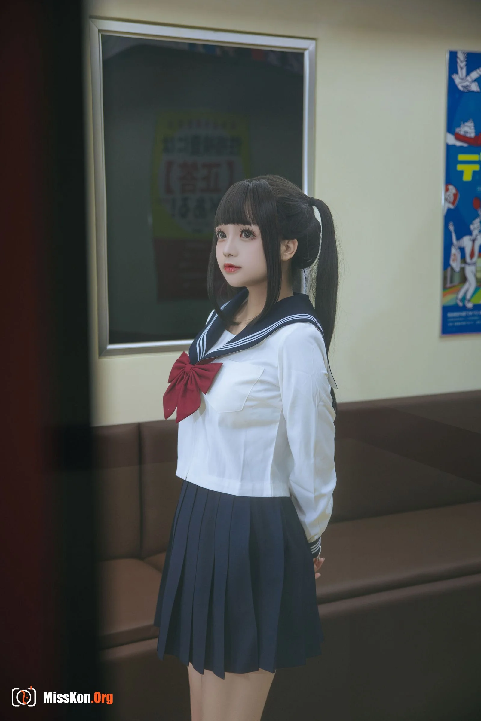 Rina Jiao: Train JK - Photo 9