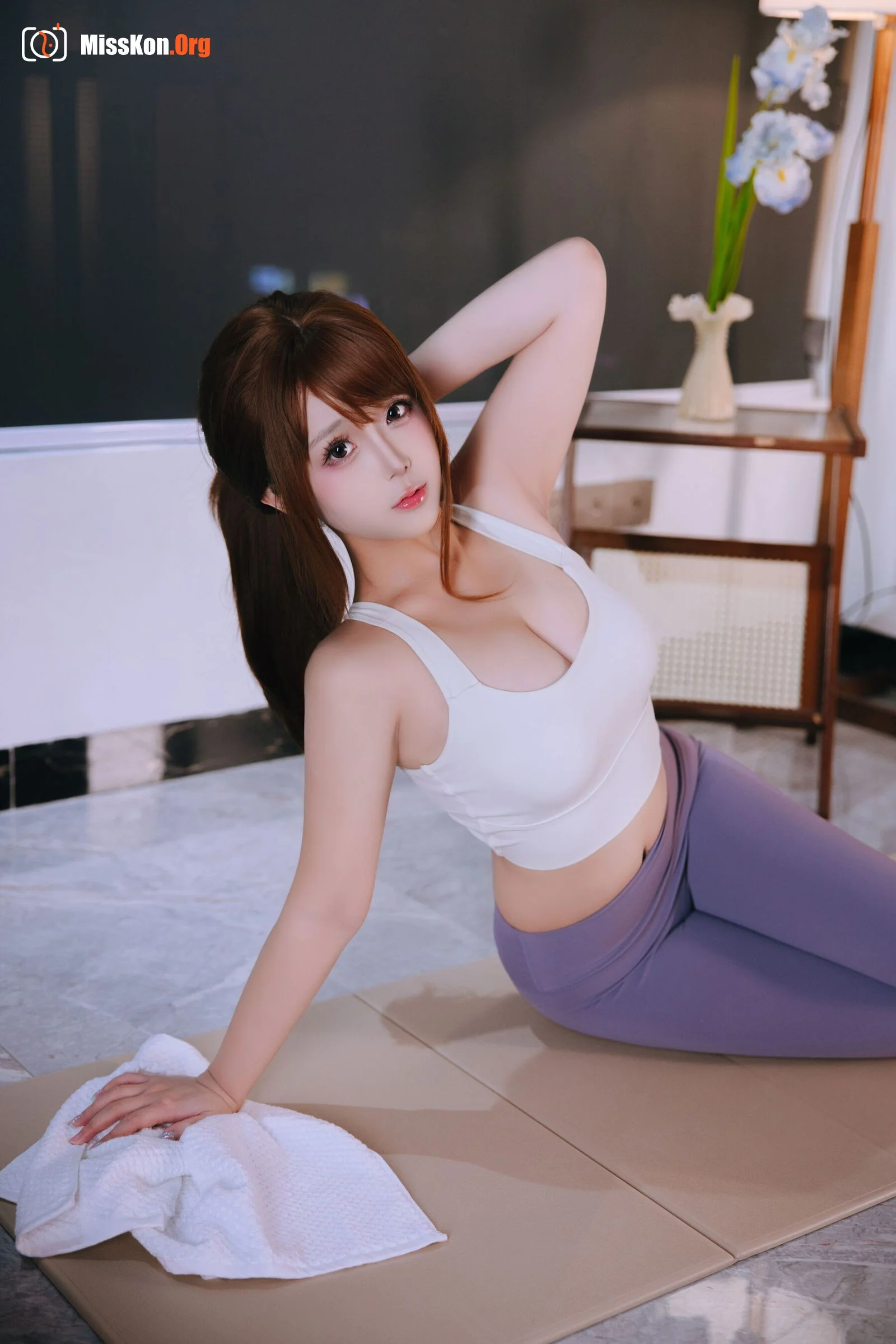 Rina Jiao: Yoga training - Photo 6