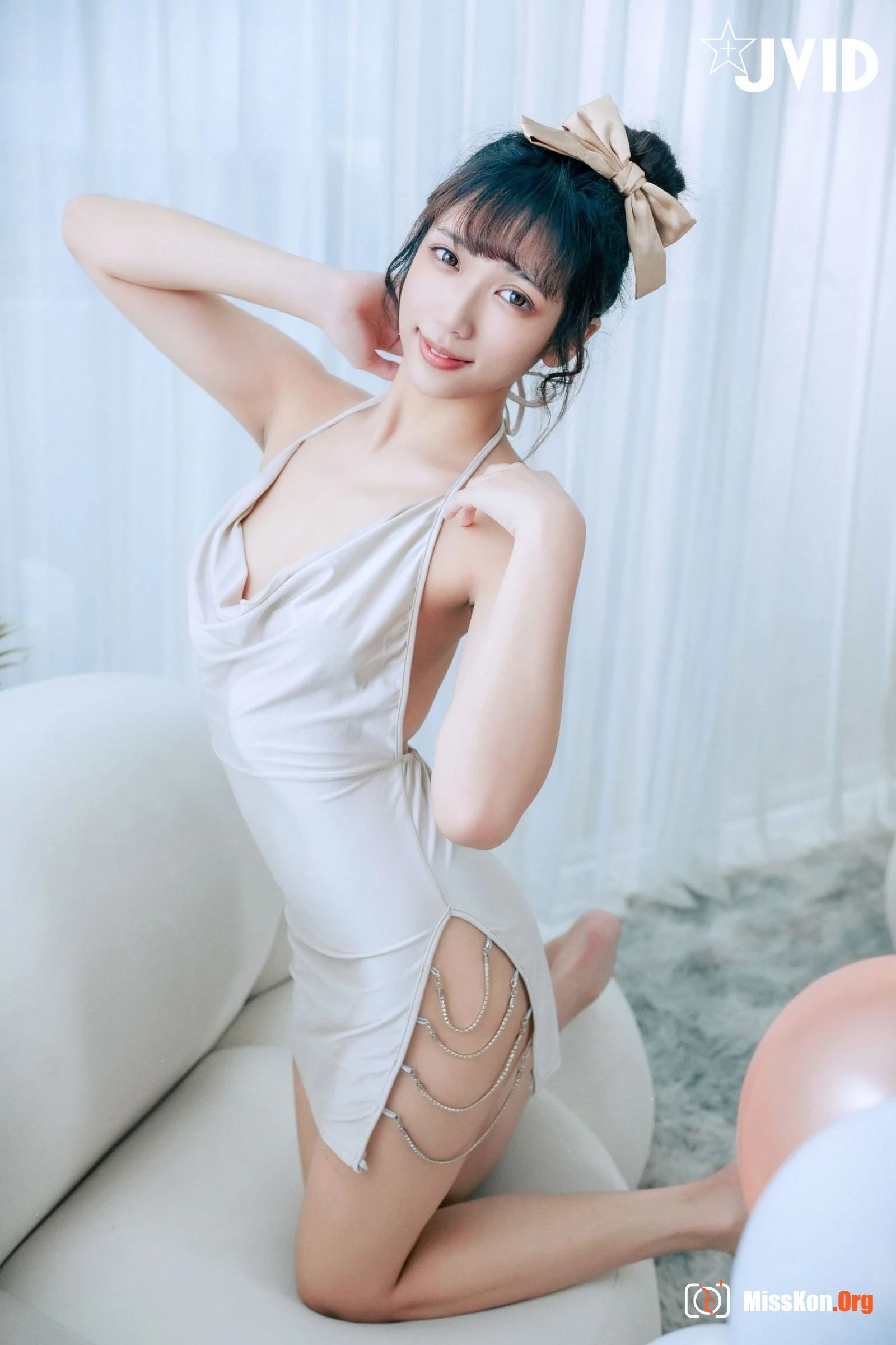 井野奈&肉包《色欲融合の闺蜜庆生派对》 - 照片 11