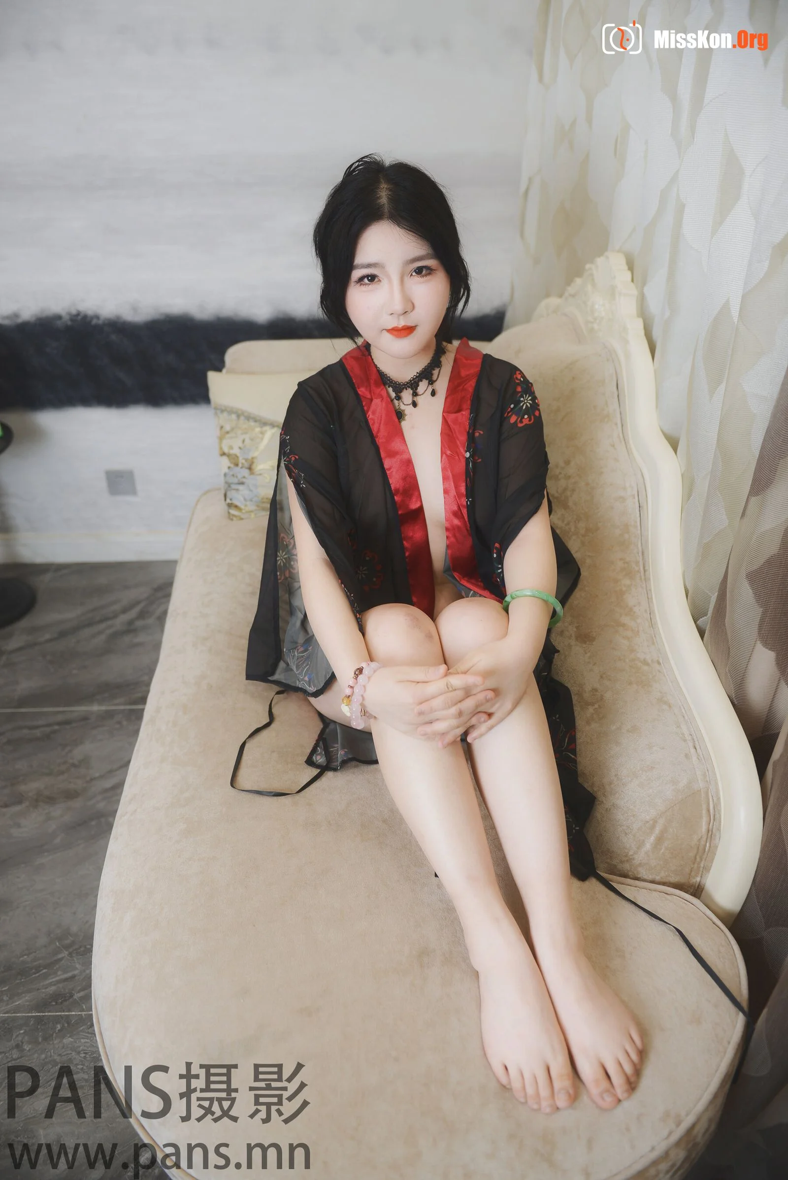 round and round - Photo 16
