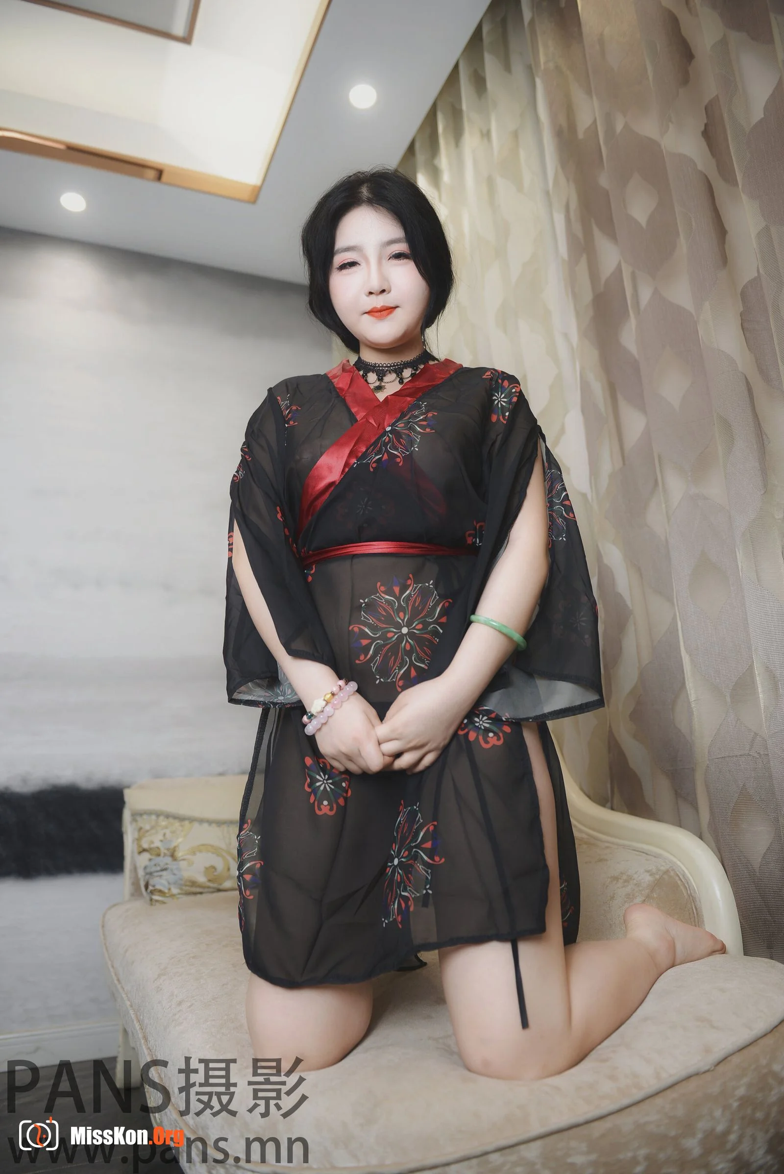 round and round - Photo 9