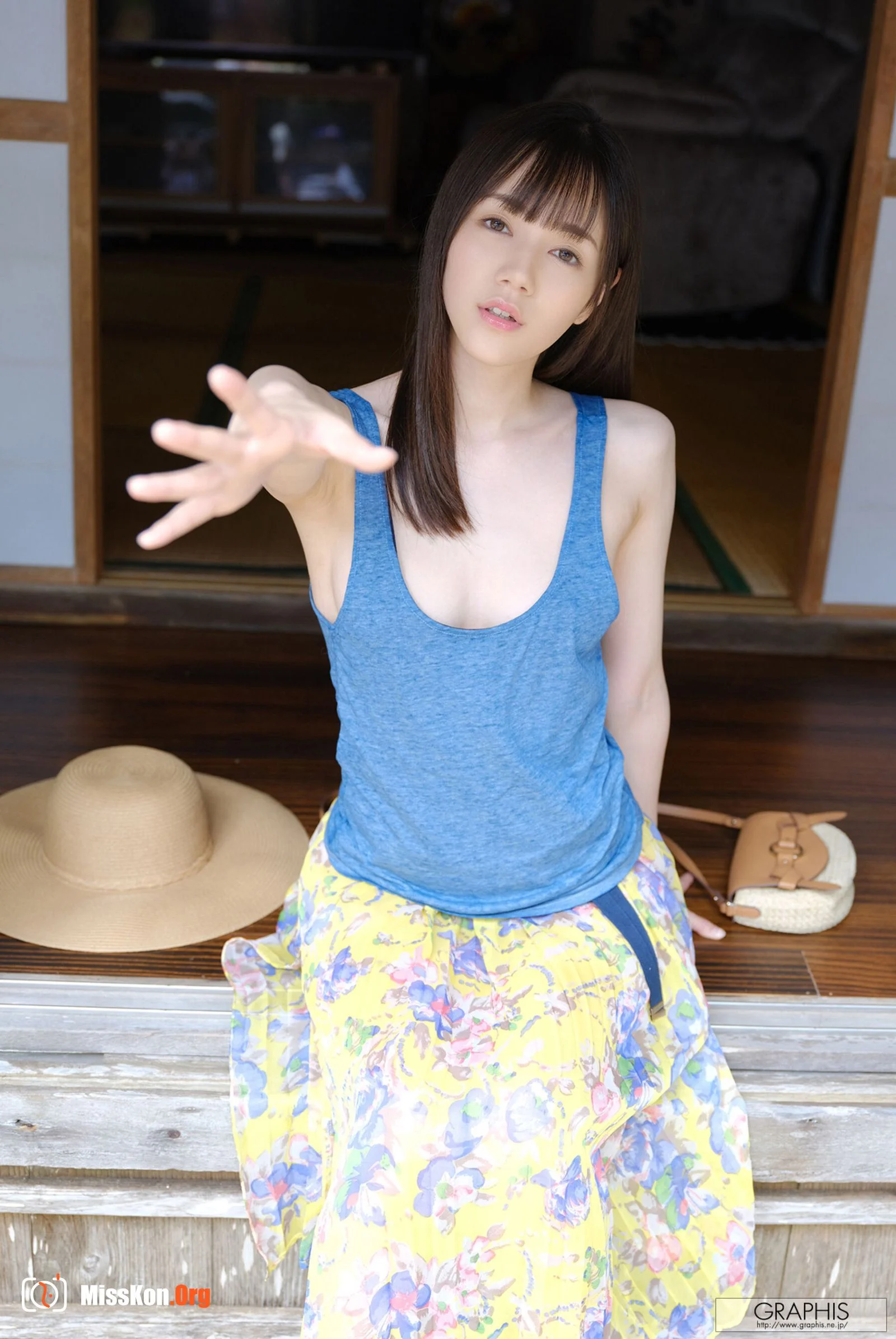 Ryoumori Reimu: CRAZY ABOUT YOU! - Photo 3