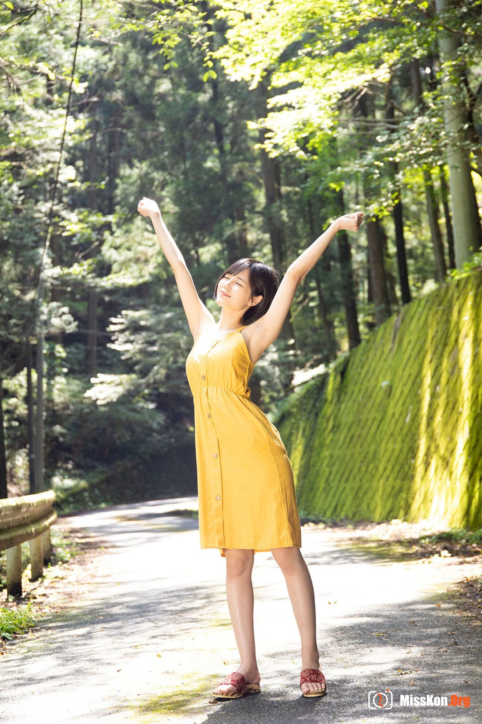 Ryoumori Reimu: Summer and Cool - Photo 9