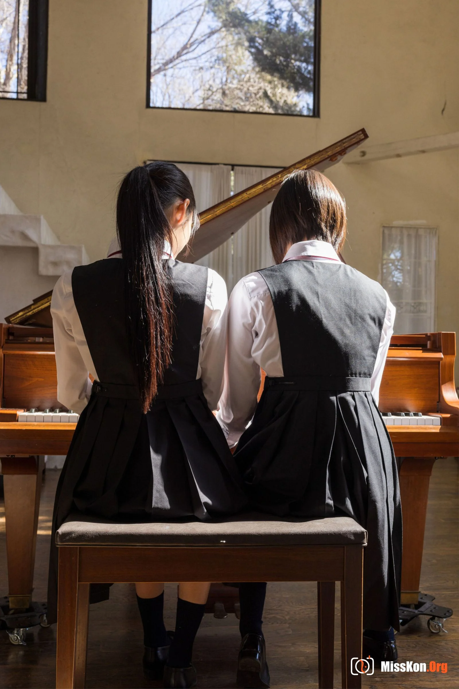 Ryoumori Remu & Yaguahai: Girl Loving Girl (DENP-549) - Photo 9
