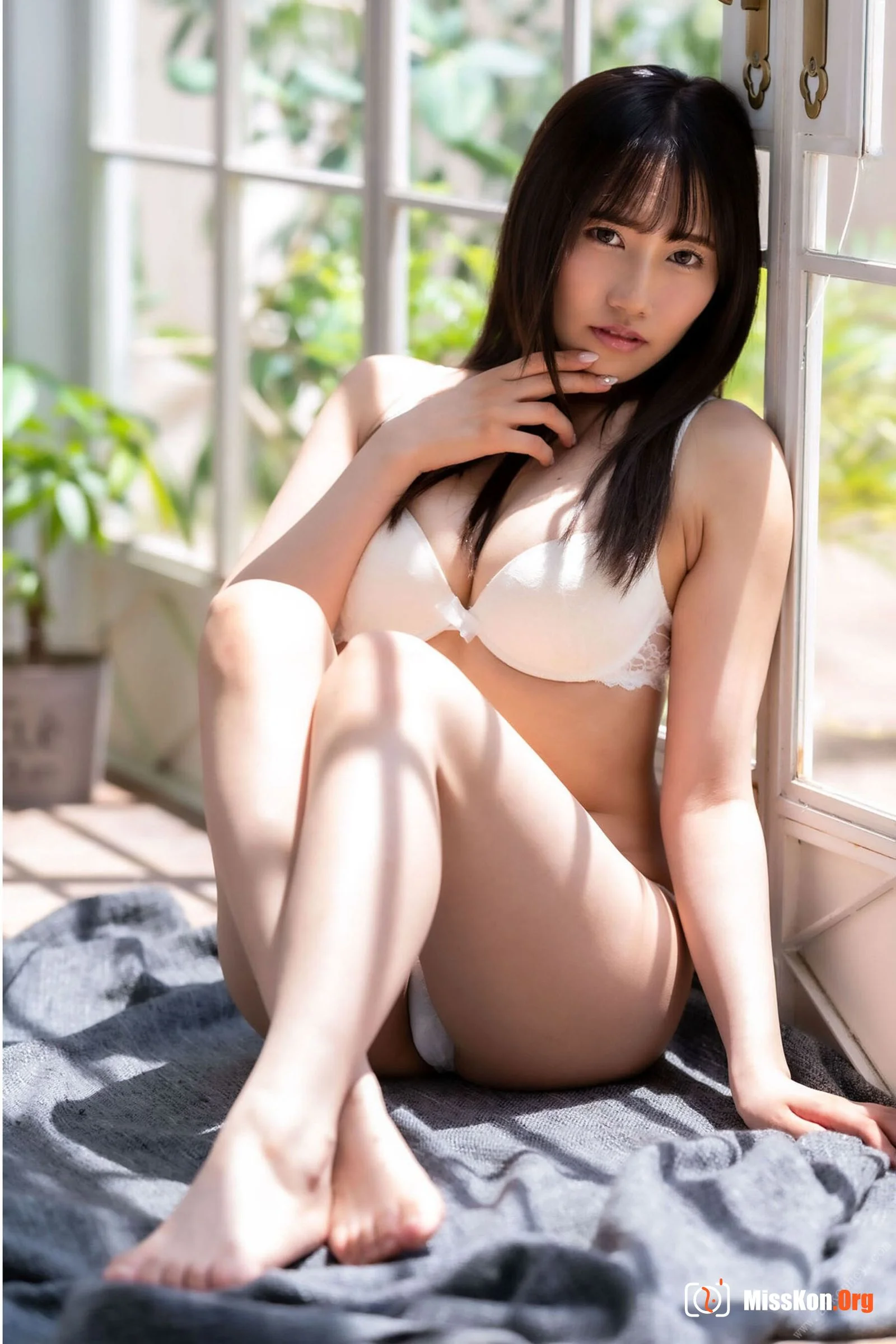 Saito Amiri (POSE MESSAGE 01) - Photo 29