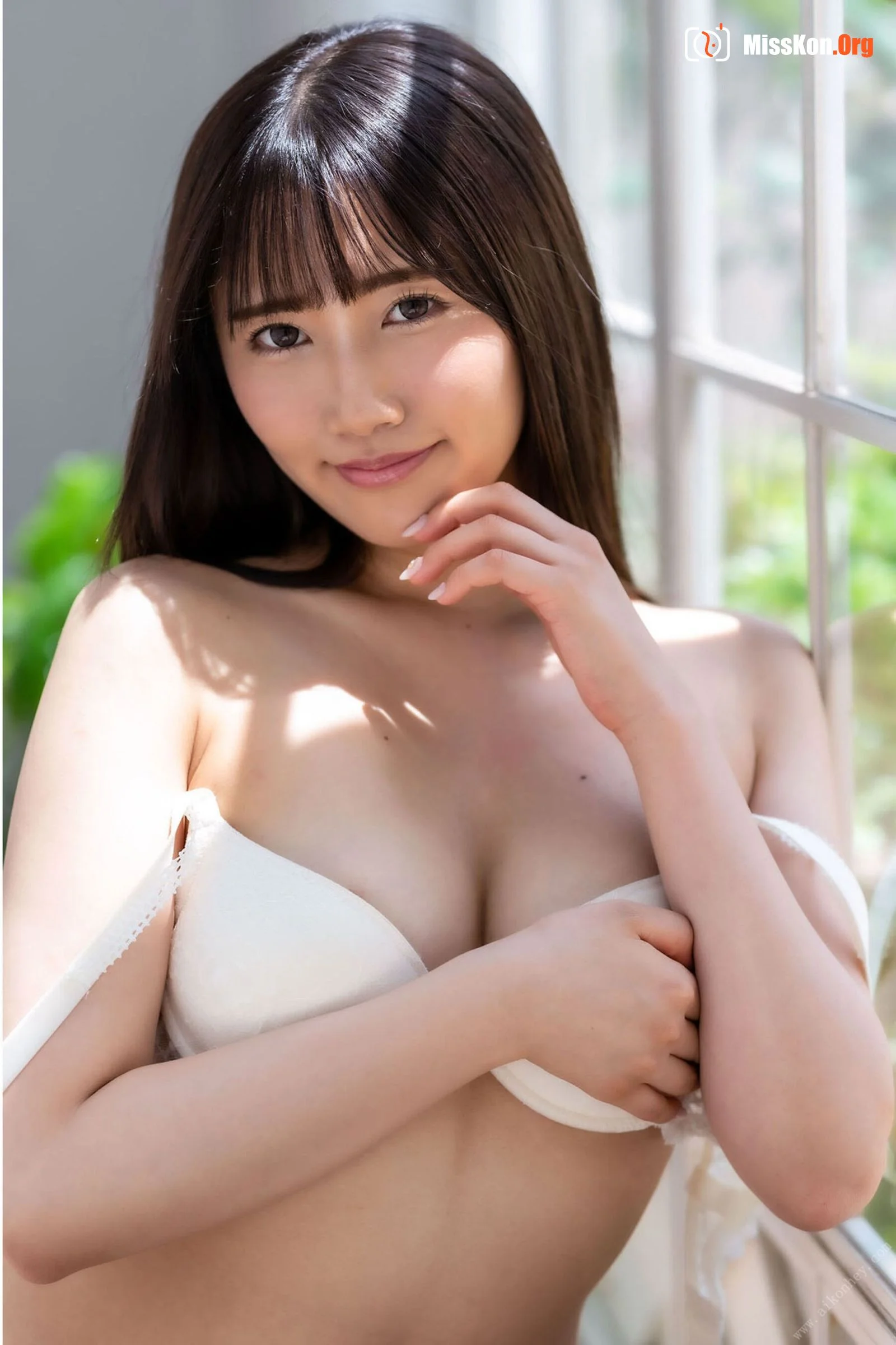 Saito Amiri (POSE MESSAGE 01) - Photo 33