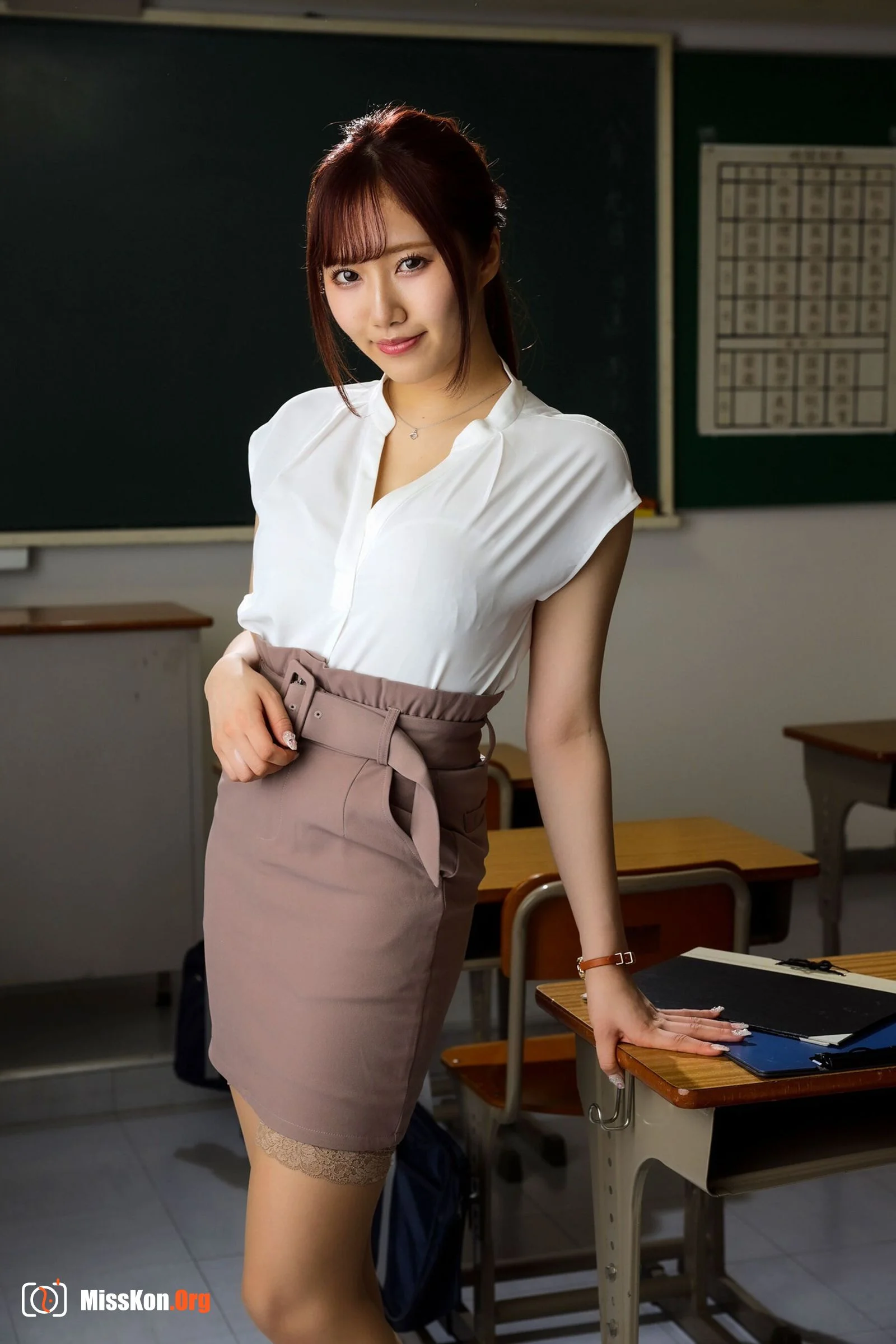 Saito Amiri (PRESTIGE POSE MESSAGE 03) - Photo 10