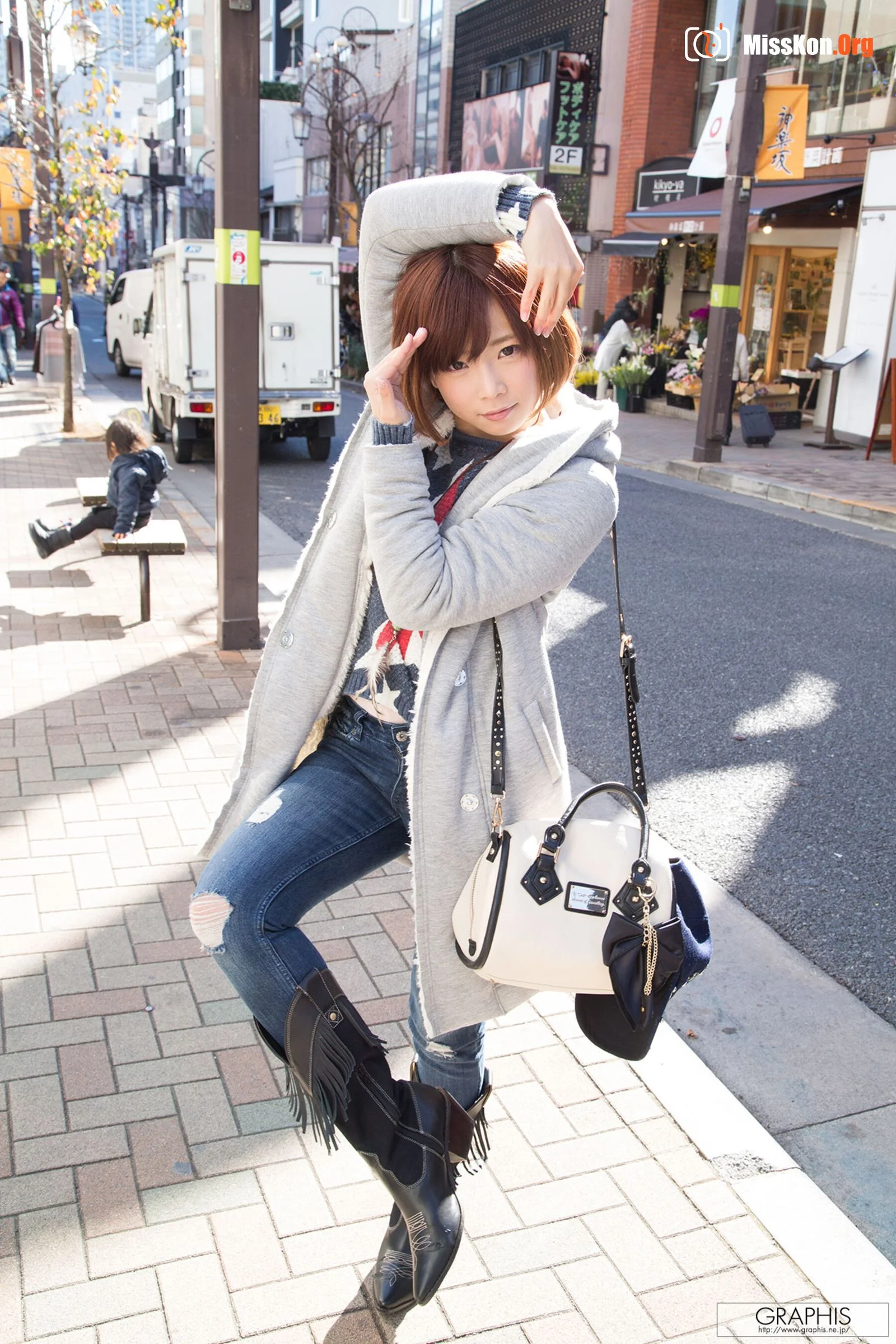 Sakura Mana: I'm in love with you (2016-05-02) - Photo 10