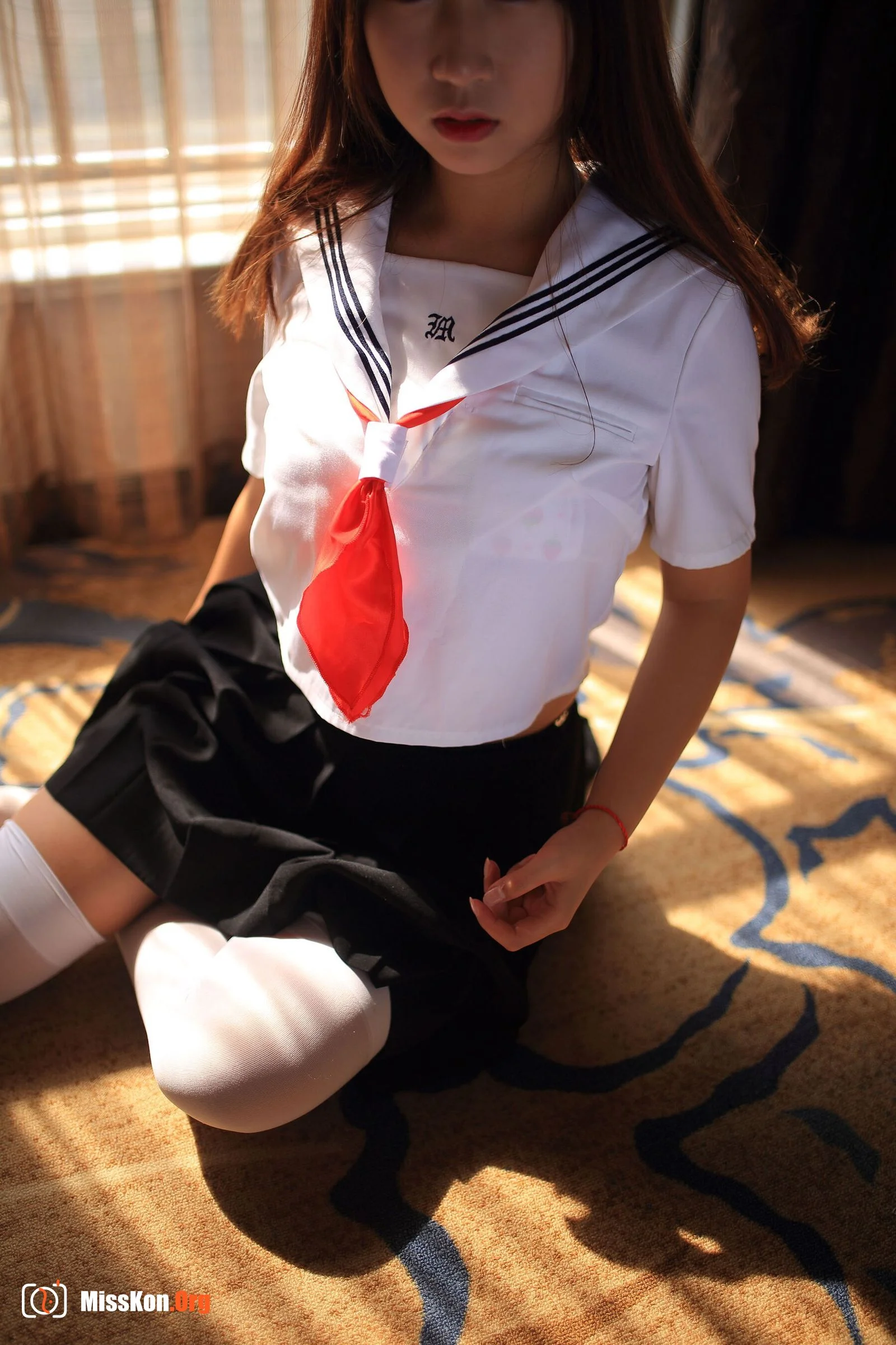 Sakura Maomao: JK sailor suit strawberry underwear - Photo 13