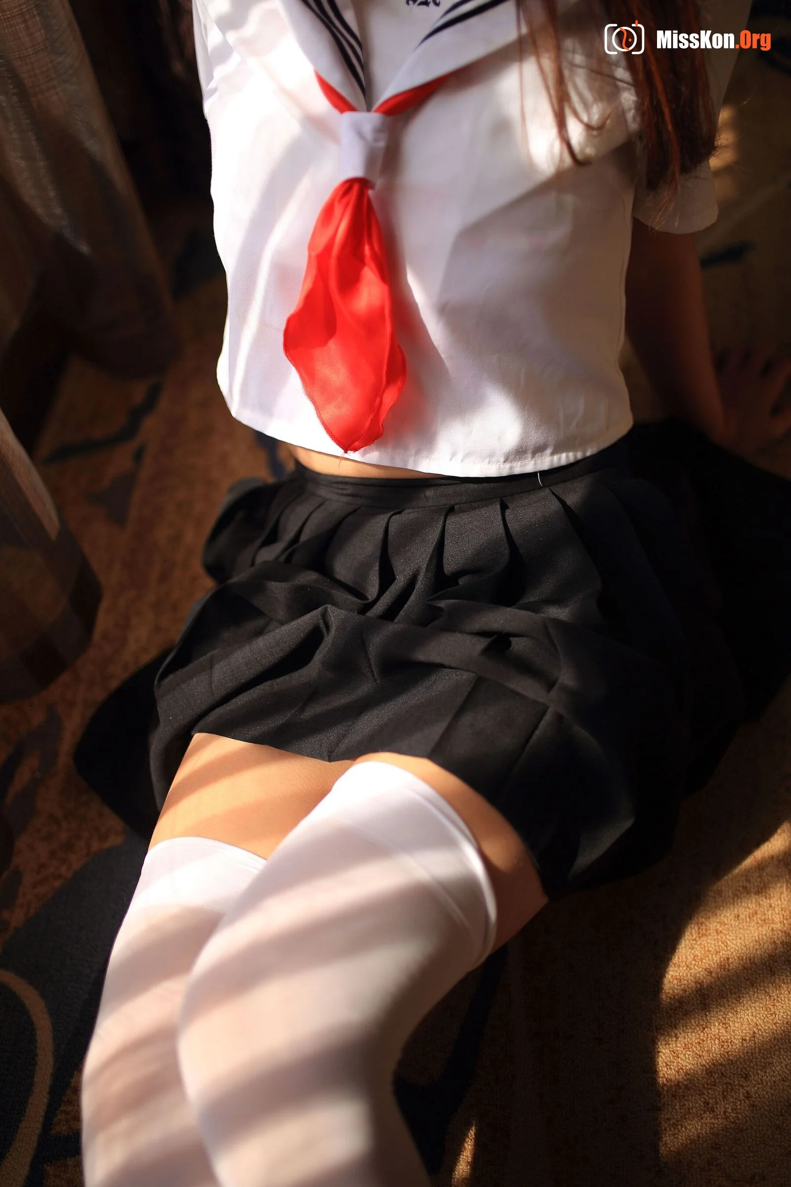 Sakura Maomao: JK sailor suit strawberry underwear - Photo 4