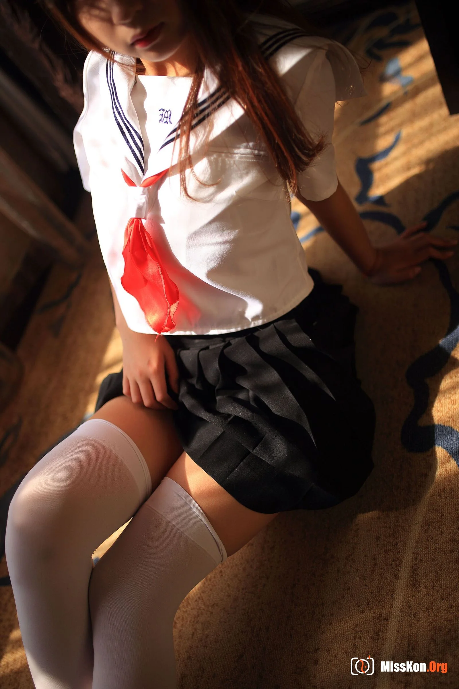 Sakura Maomao: JK sailor suit strawberry underwear - Photo 7