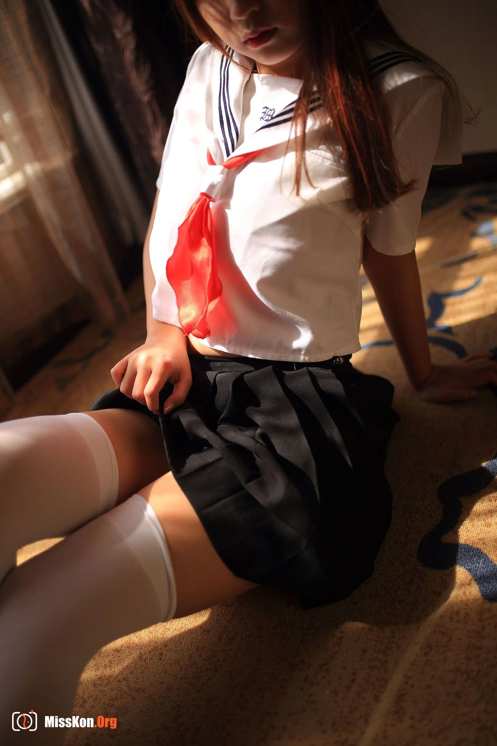 Sakura Maomao: JK sailor suit strawberry underwear - Photo 9