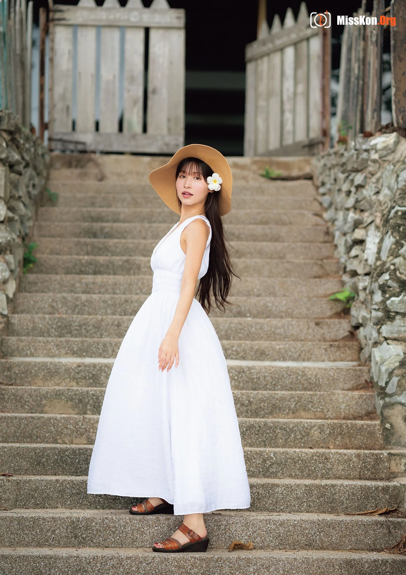 Sakura Sky Peach: You are my everything (Momo Sakura) - Photo 16