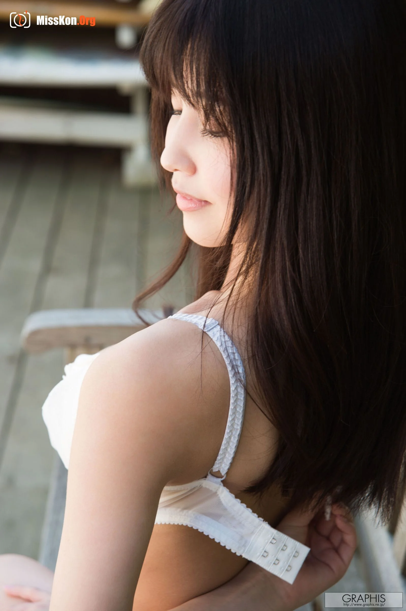Sakura Sora - Photo 14