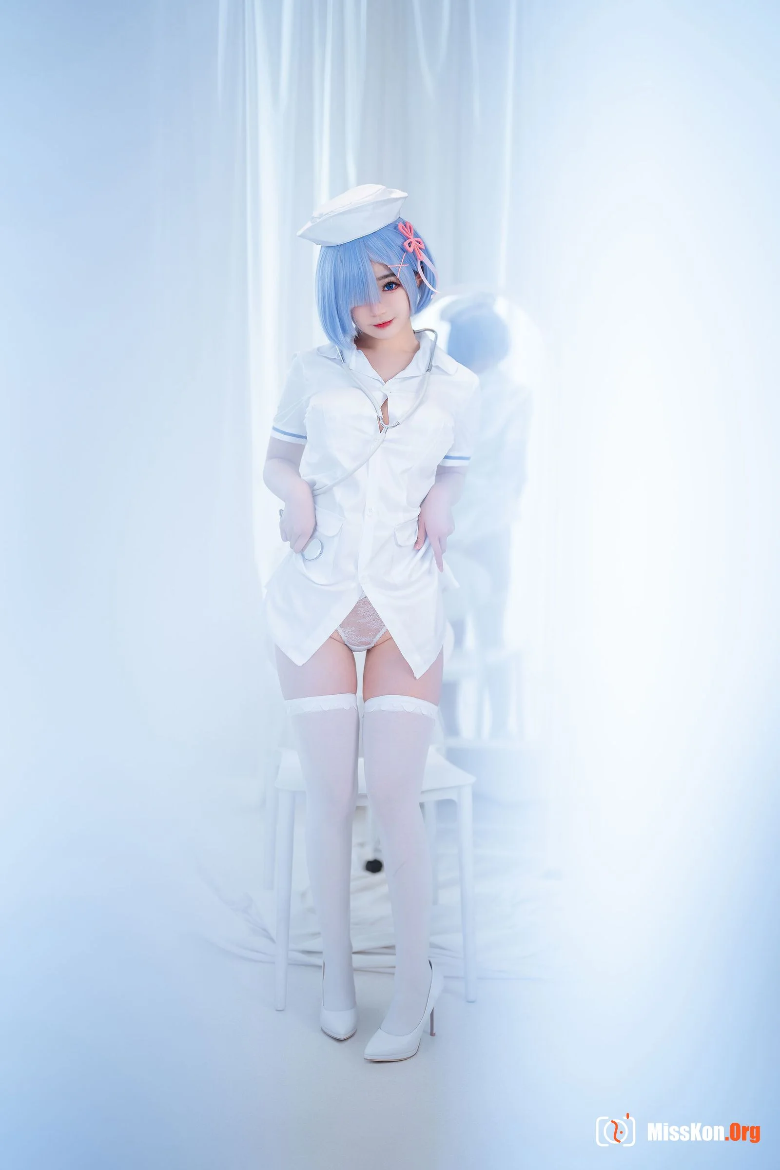 Sakurai Ningning: Nurse Rem - Photo 16
