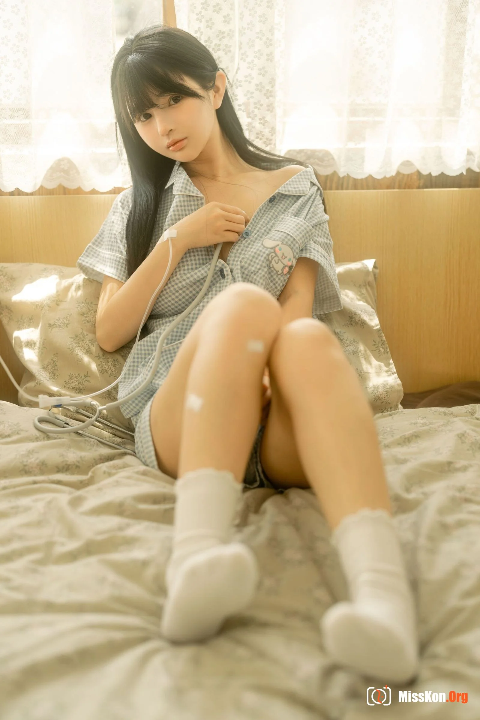 Sakurai Ningning: Sick Girlfriend - Photo 10