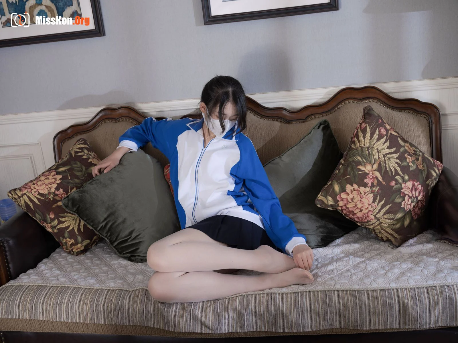 Sakurako "School Uniform" - Photo 4