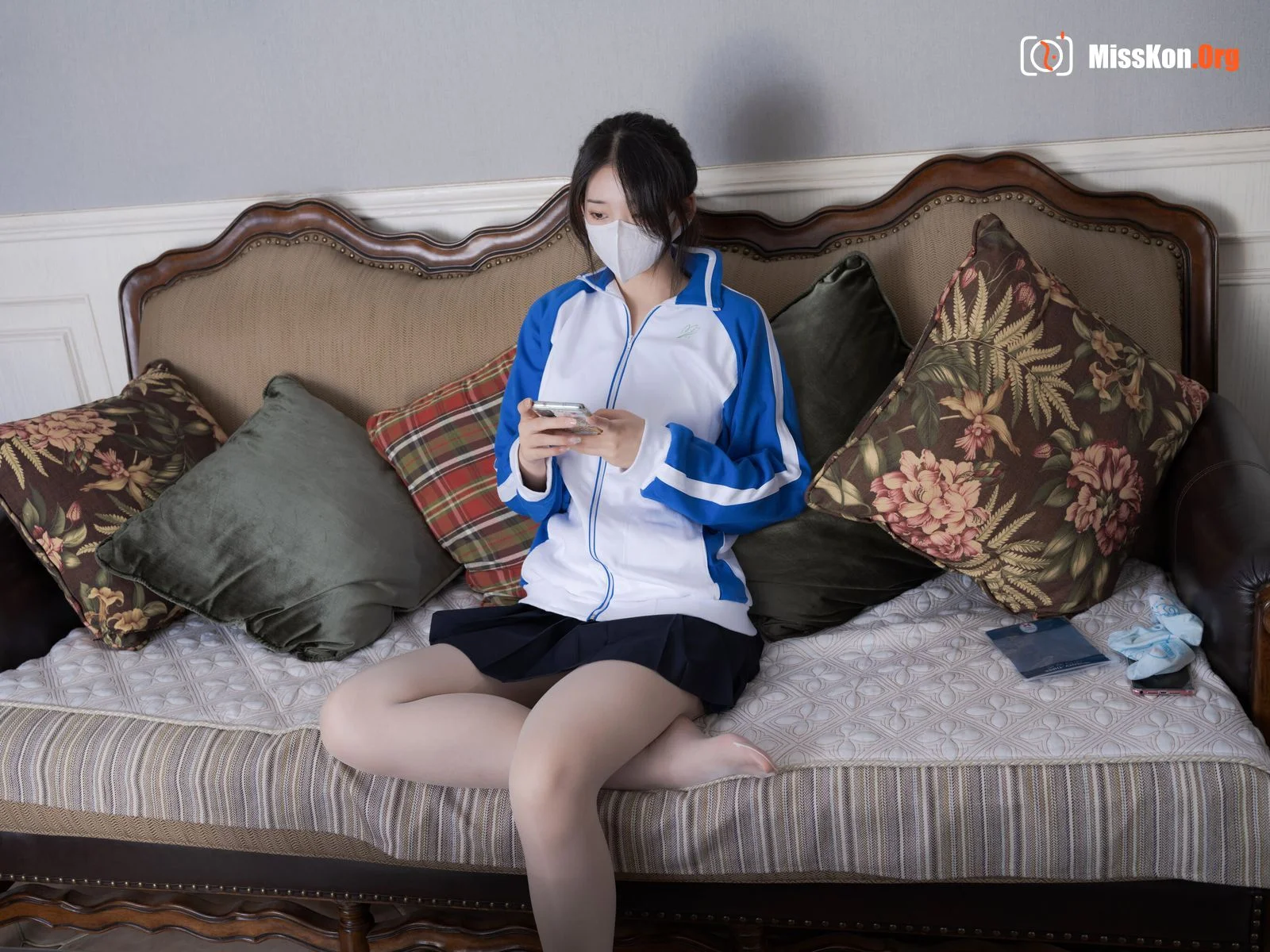 Sakurako "School Uniform" - Photo 5