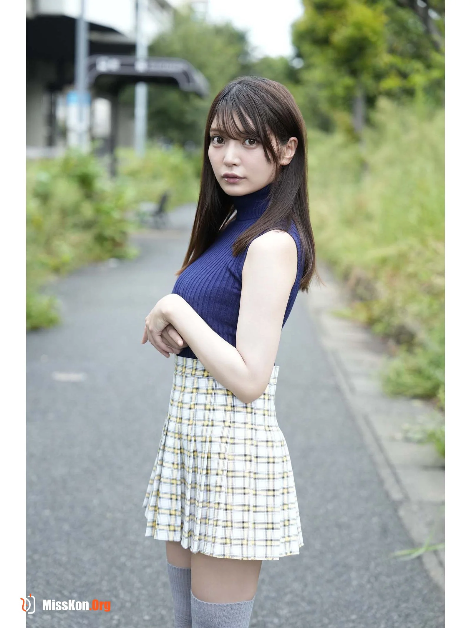 Sayaka Nitori: Inversion - Photo 2