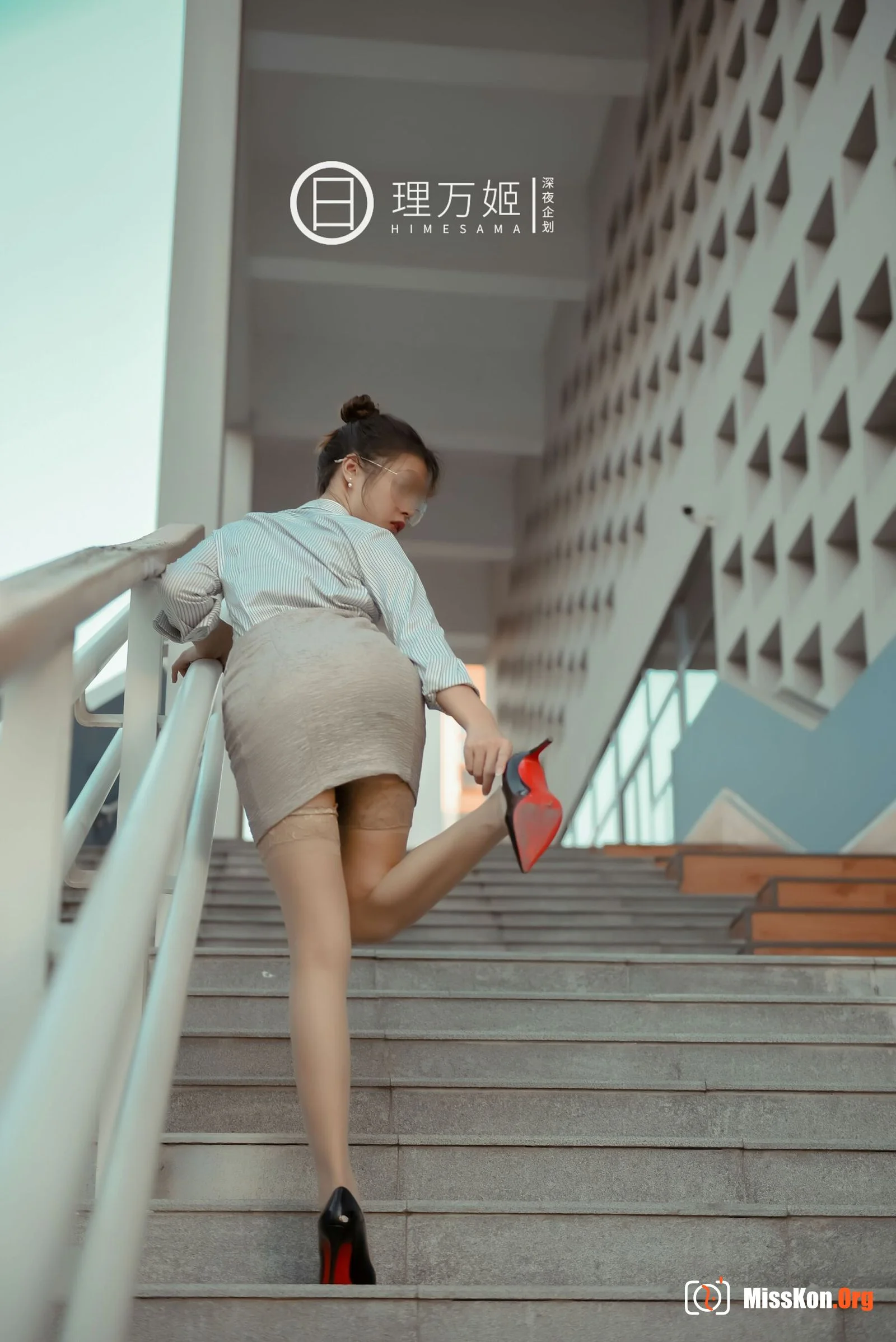 学校露出 - 照片 2