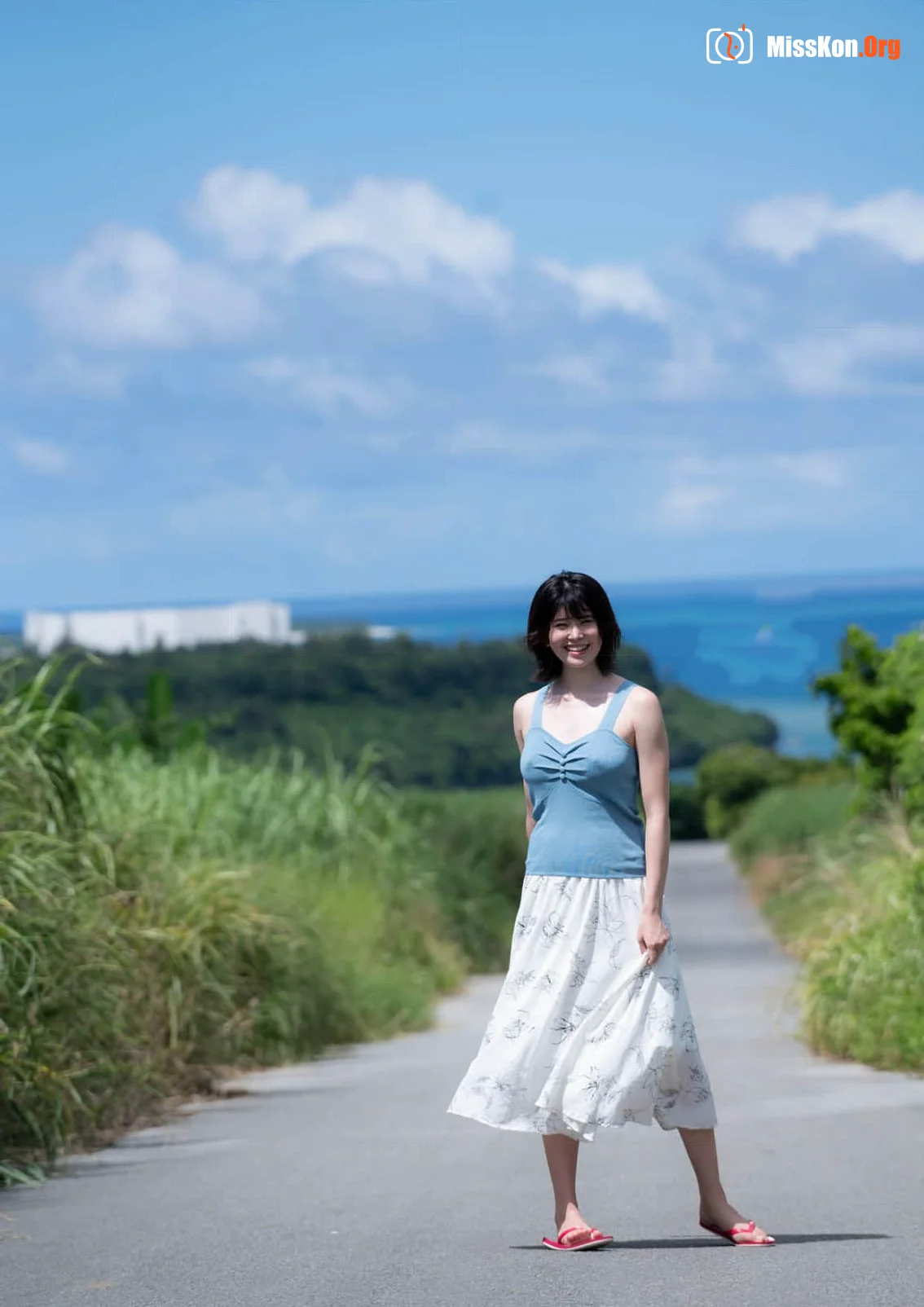 See you tomorrow: 1st Photo Book: Asumi Mimi Illustrated - Photo 4