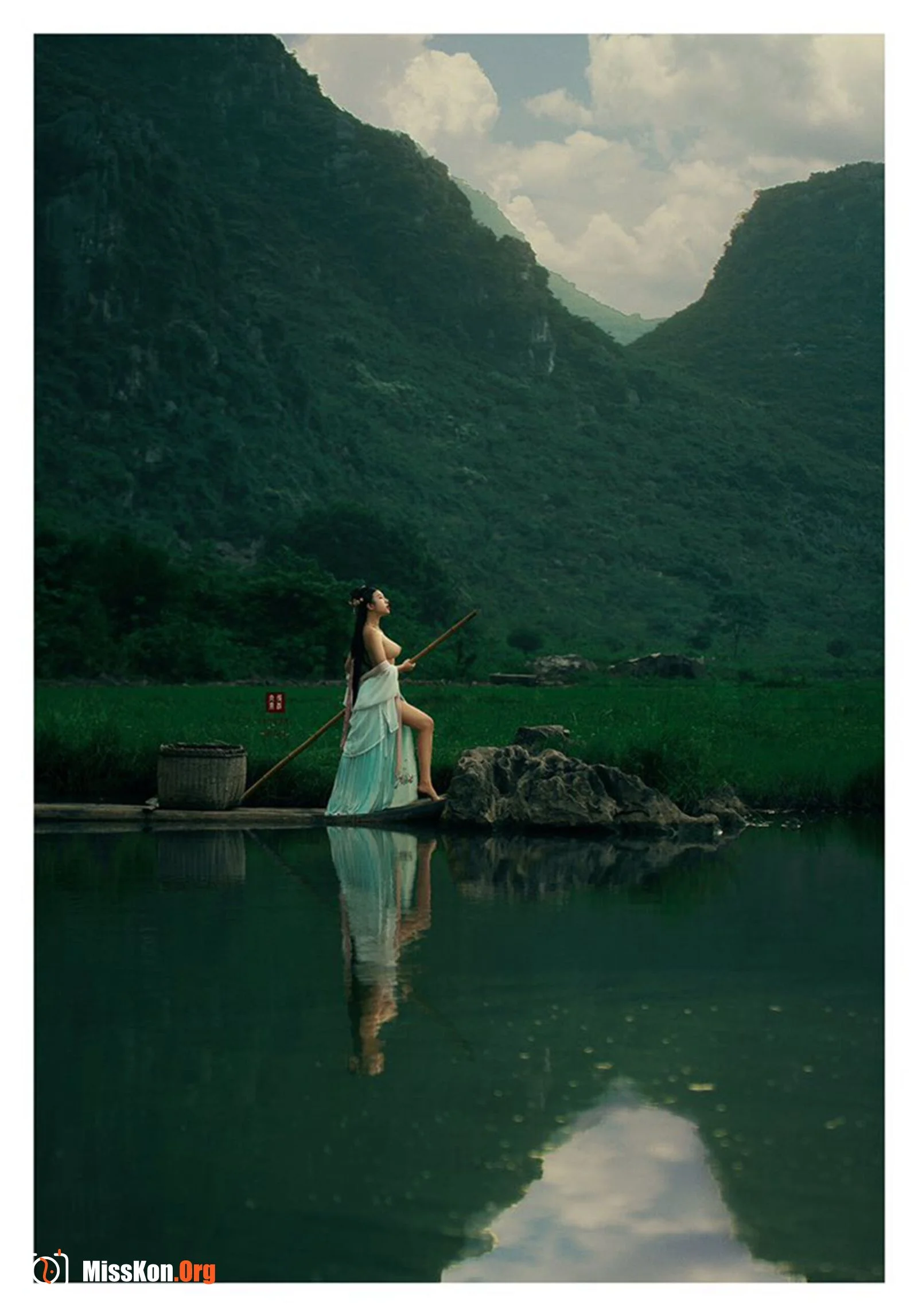 Selected Classical Body Photography - Photo 15