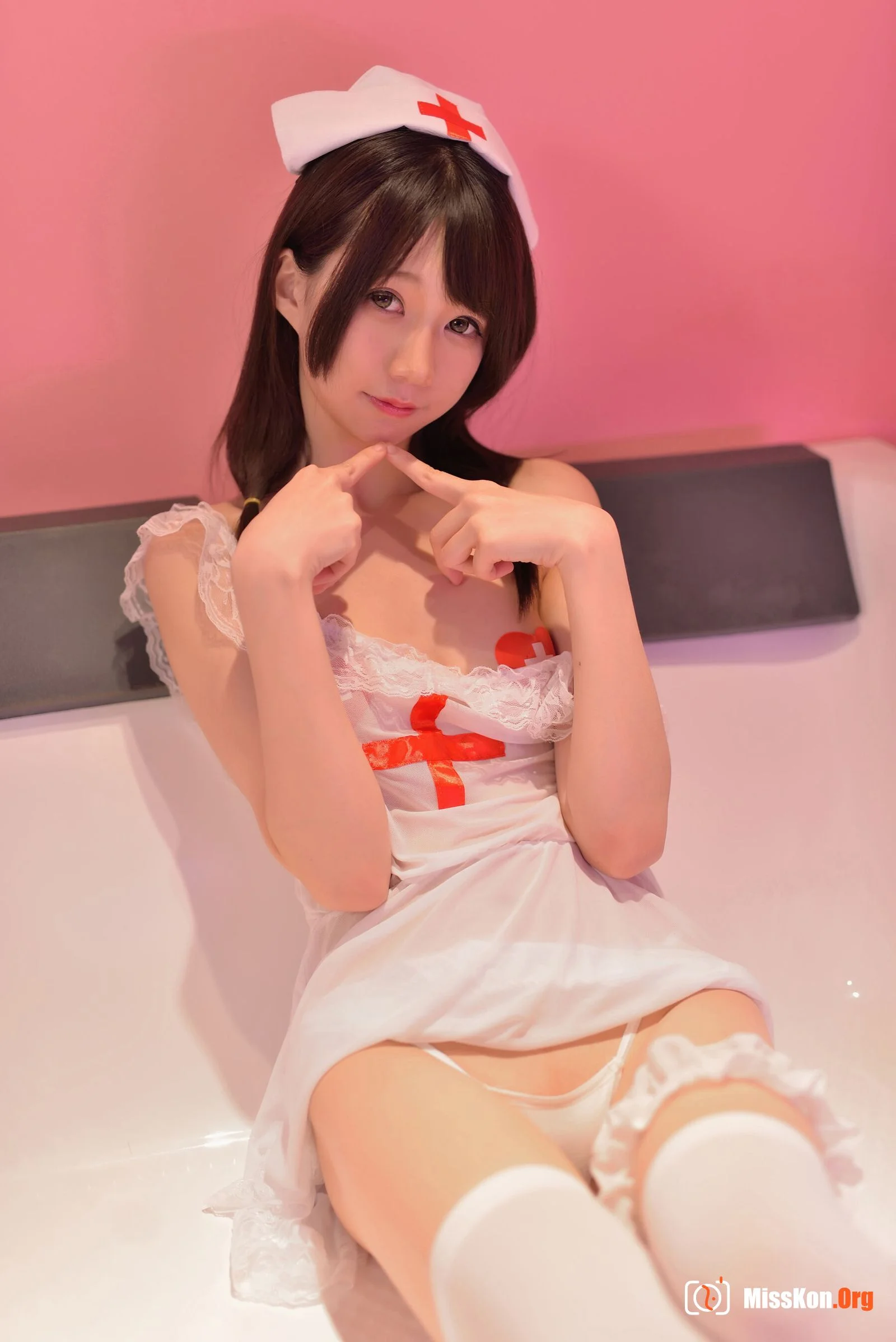Sexy Nurse - Photo 18