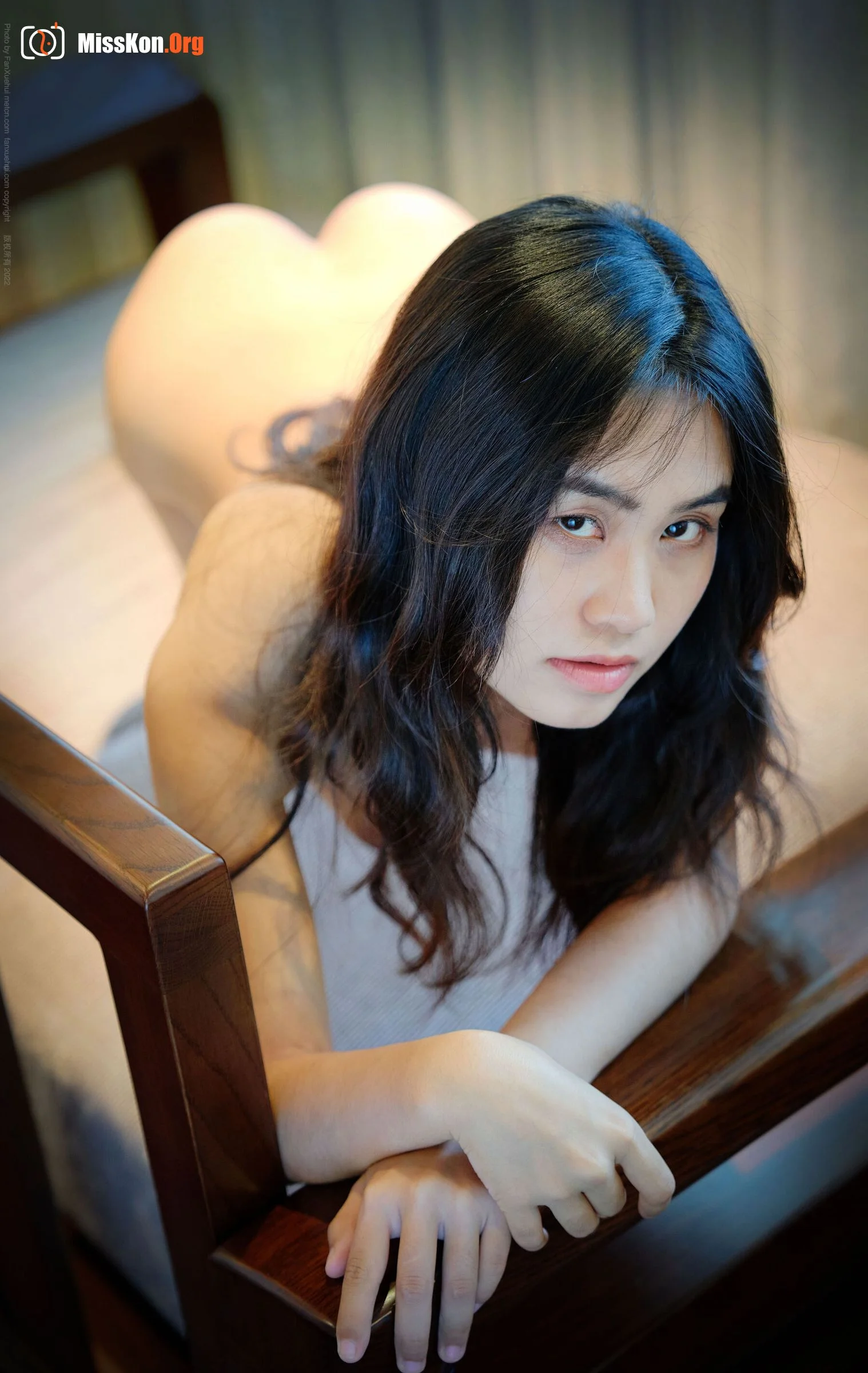Sha Si: Girl on sofa (2022-07-23) - Photo 10