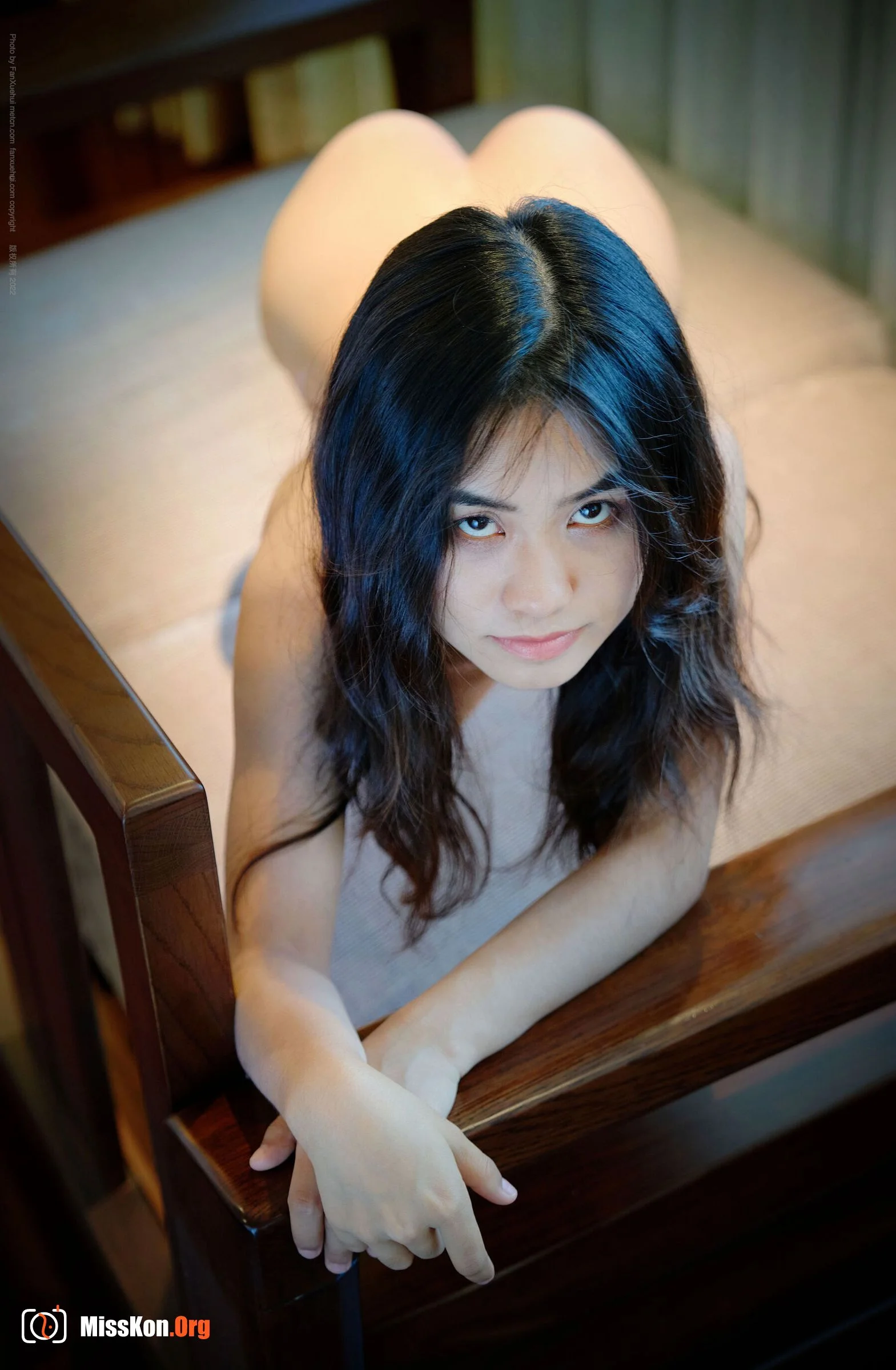 Sha Si: Girl on sofa (2022-07-23) - Photo 14