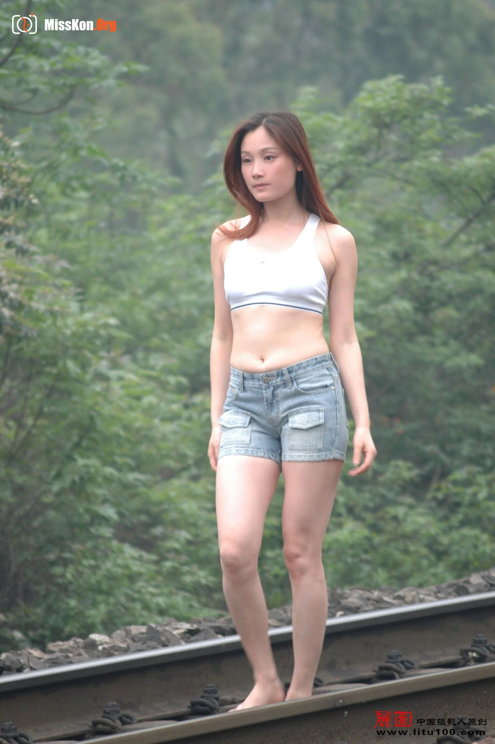 Shanshan (2005-04-05) - Photo 2