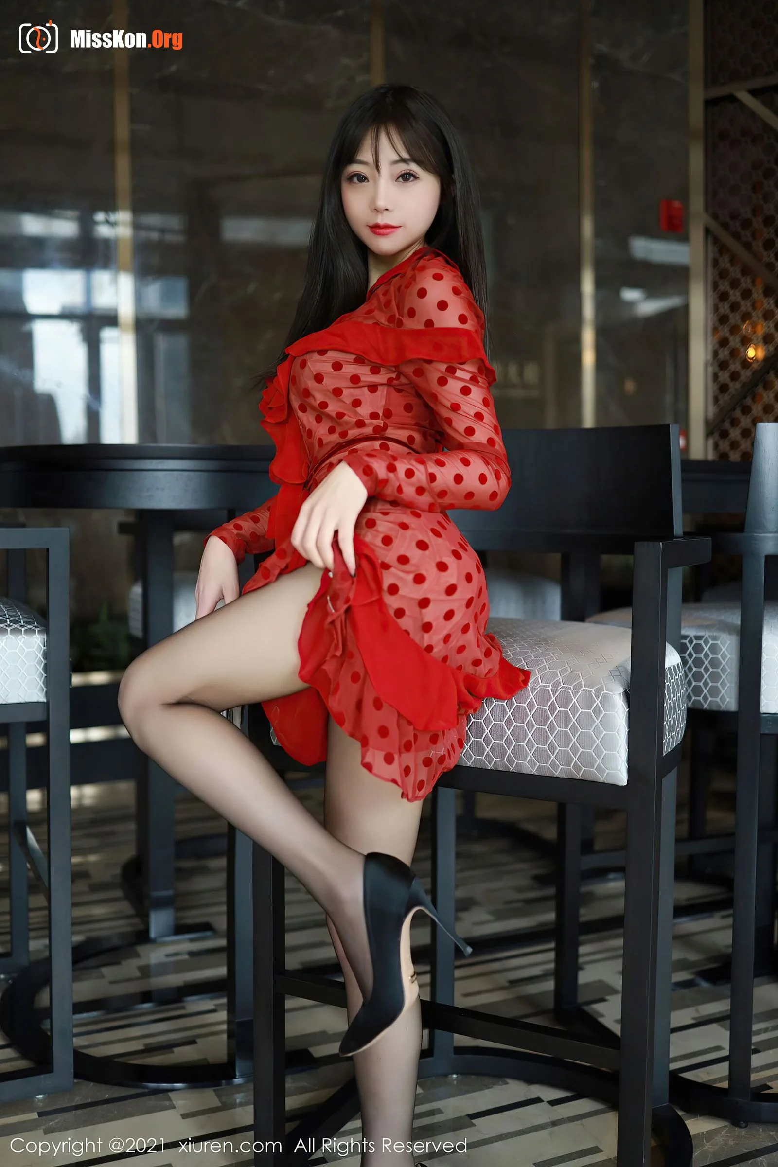 She Bella - Photo 2