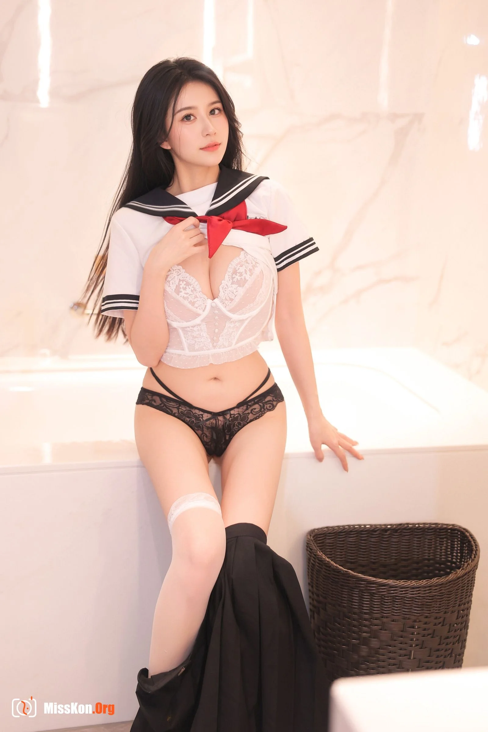 Shelly - Photo 33