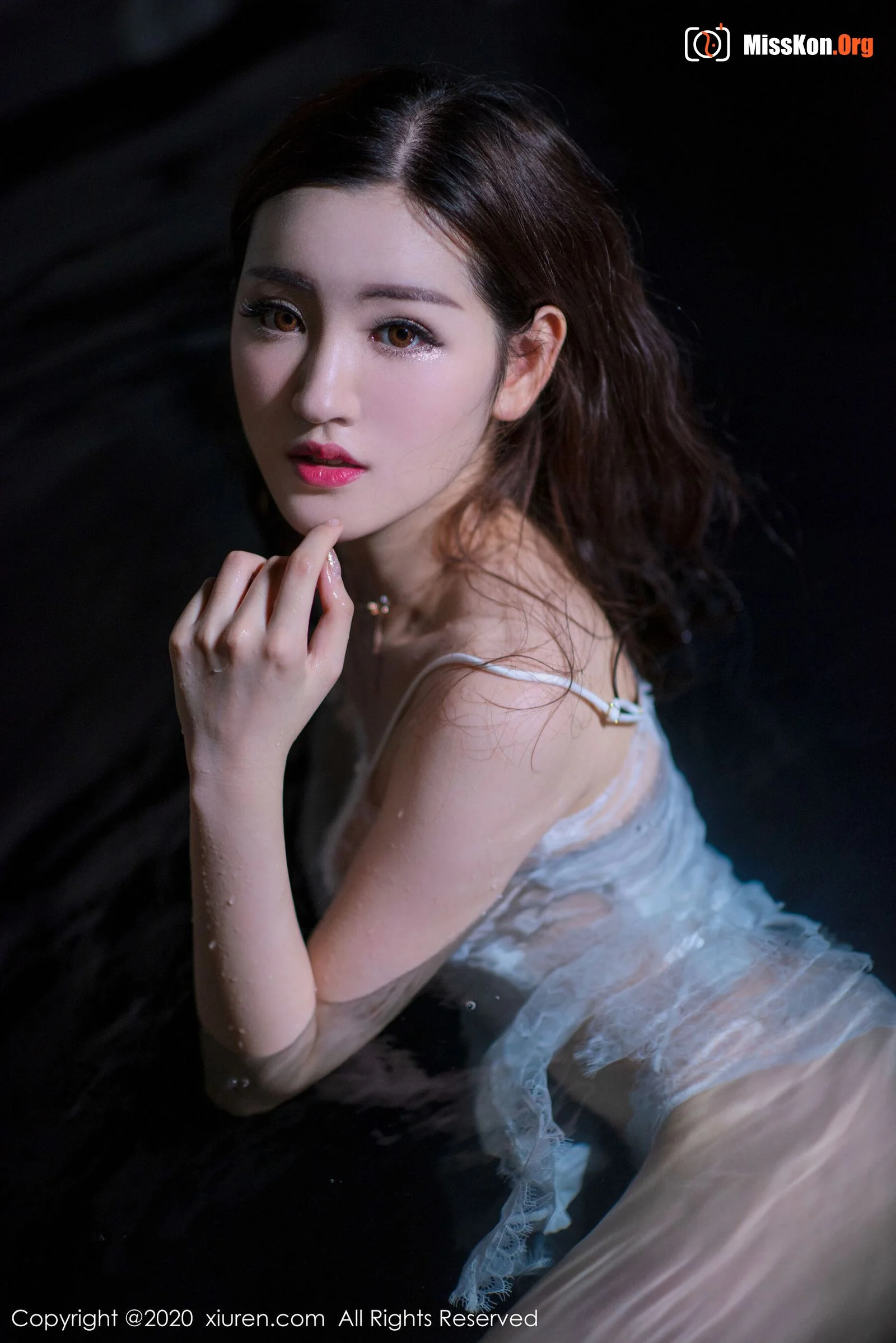 Shen Mengyao - Photo 4