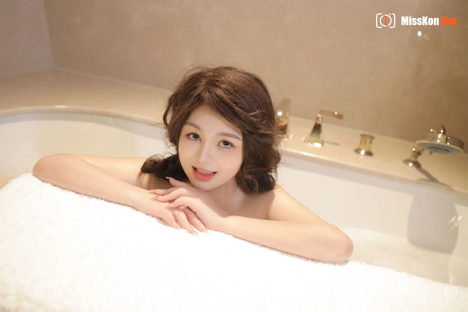 Shen Siyi: Private purchase outflow - Photo 2