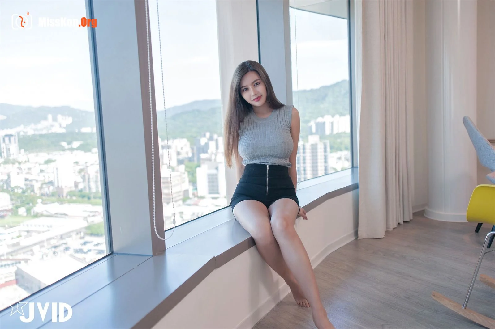 Shen Xinyu: Nudity in Landscape Tall Buildings - Photo 15