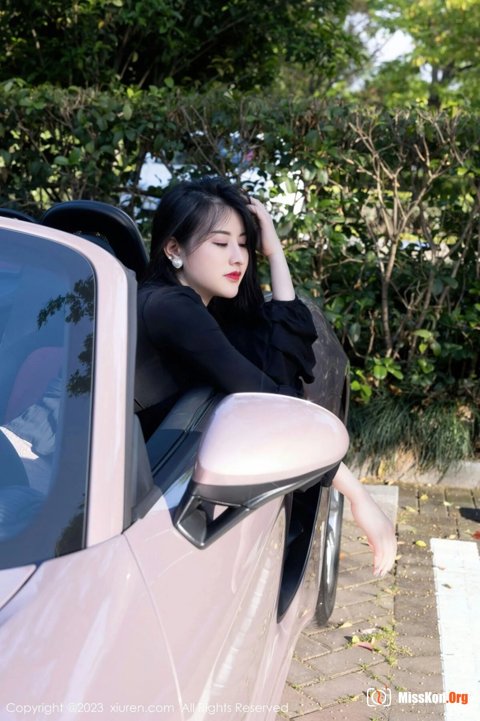 Shishi Kiki - Photo 17