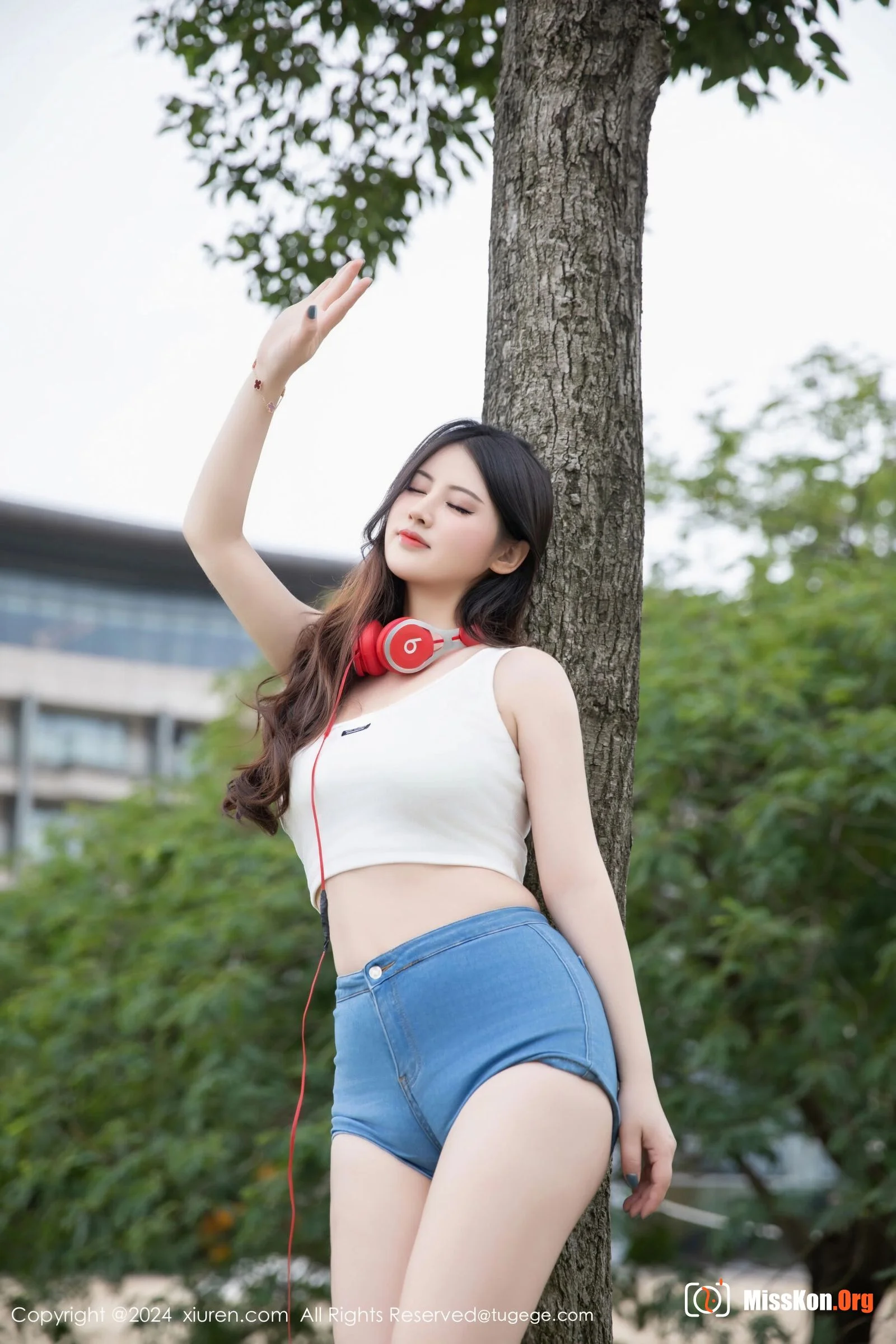 Shishi Kiki - Photo 11