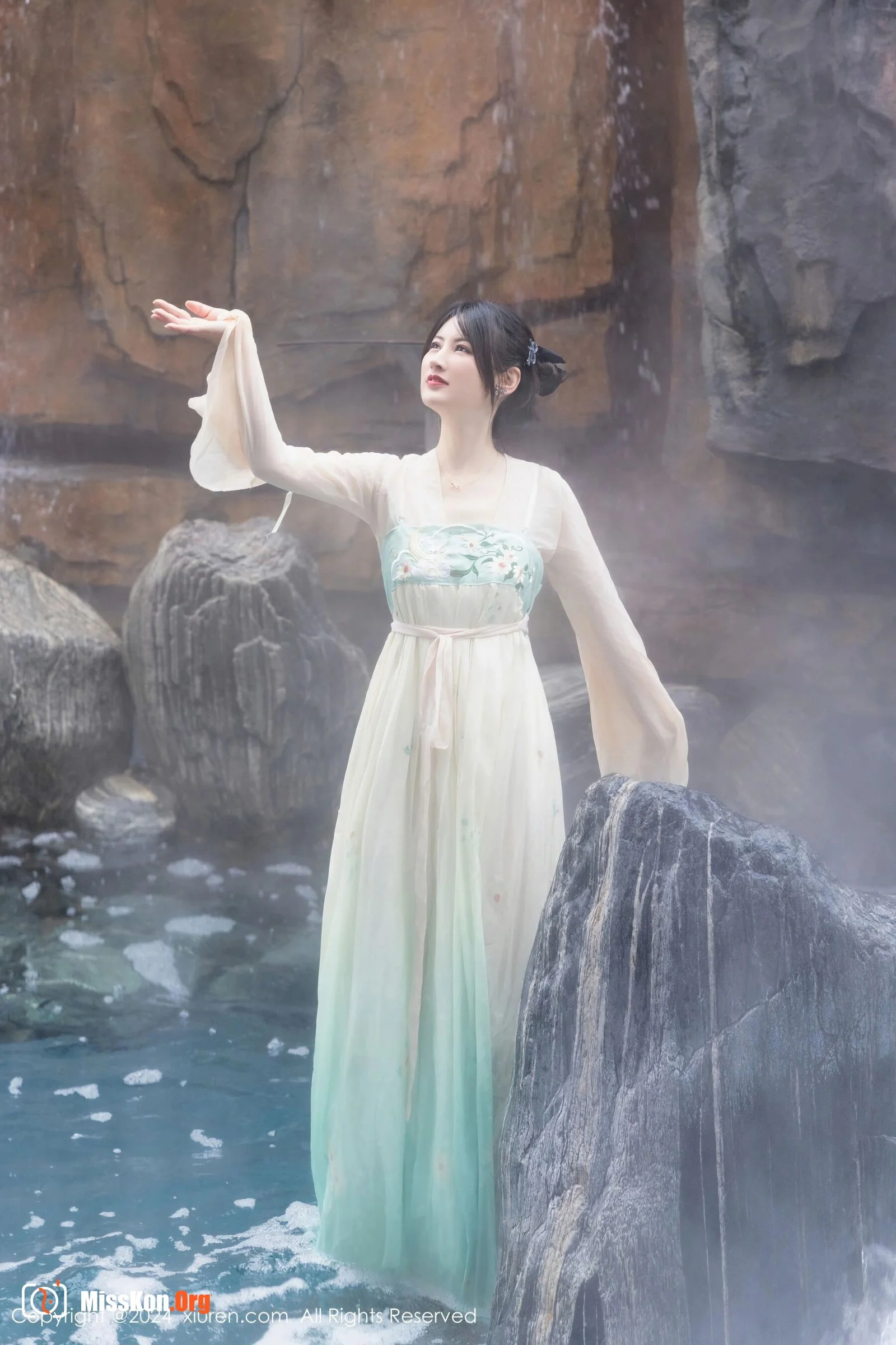 Shishi Kiki - Photo 3