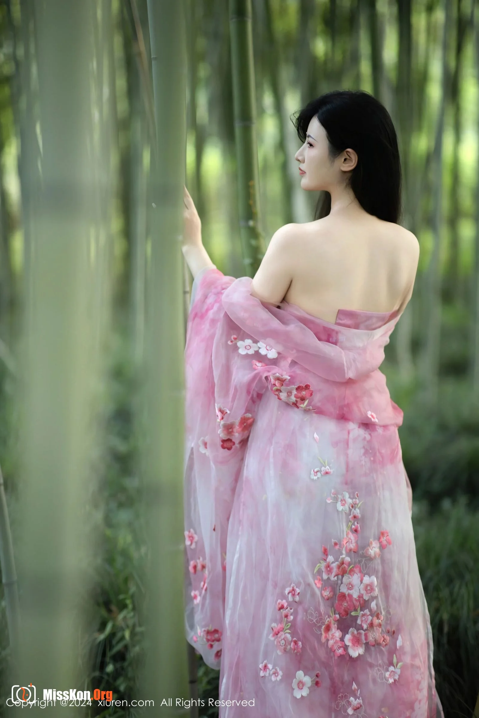 Shishi Kiki - Photo 15