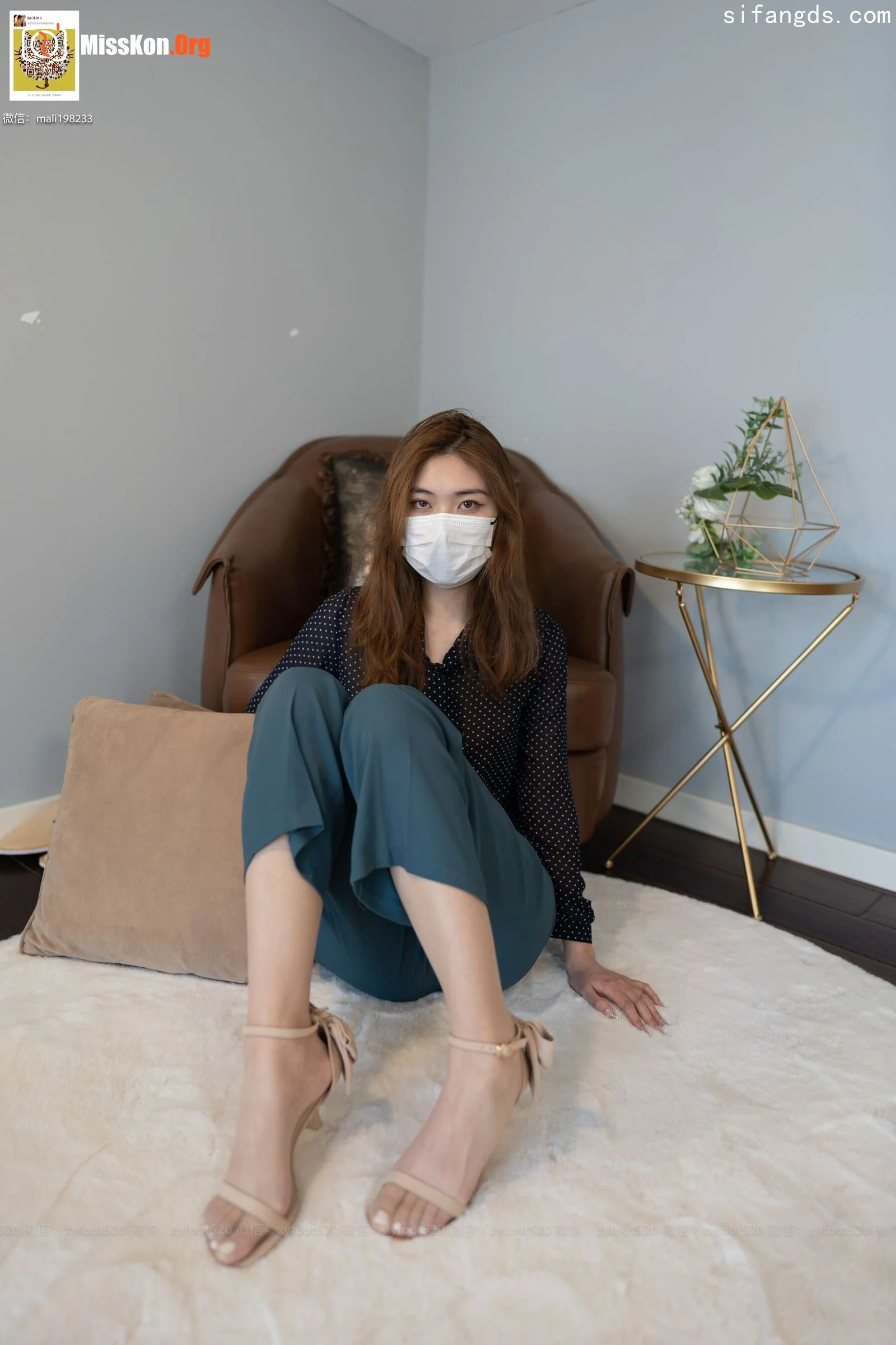 Shiwei: Pantyhose - Photo 13