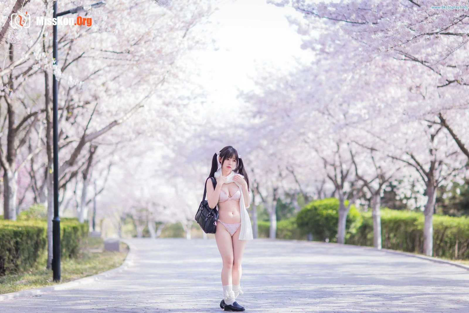 Six Flavor Emperor Sauce "Sakura Girlfriend" - Photo 11