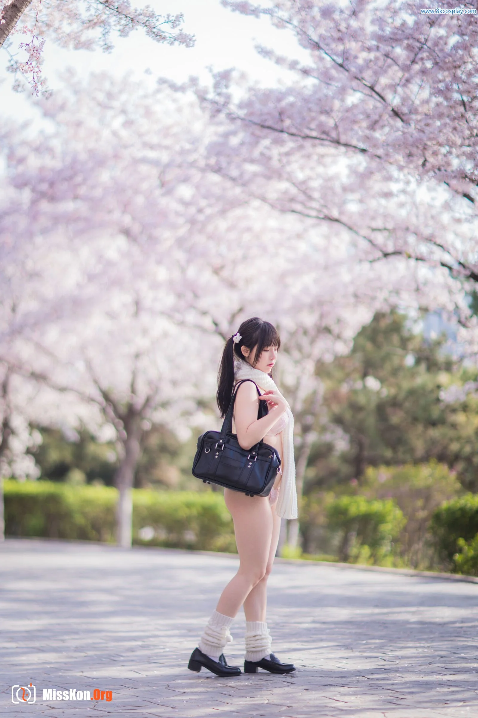 Six Flavor Emperor Sauce "Sakura Girlfriend" - Photo 4