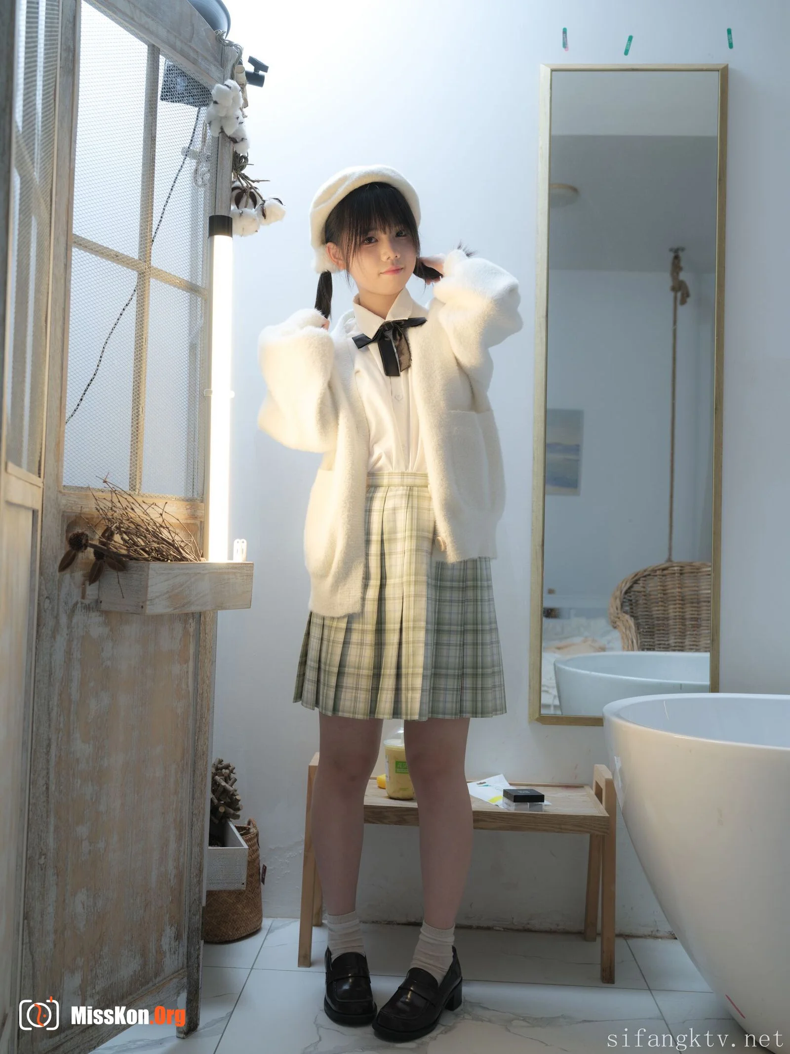 Small fish: dildo - Photo 154