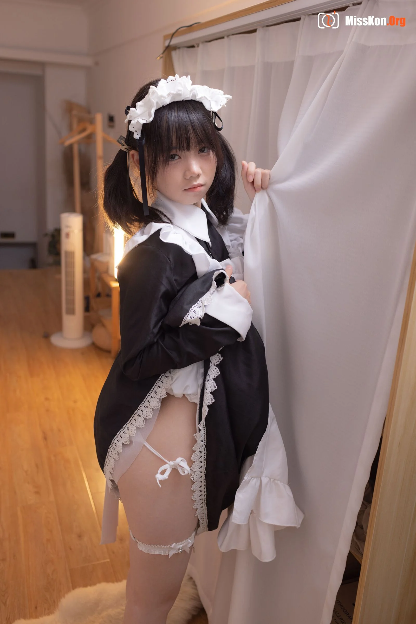 Small fish: Maid - Photo 11