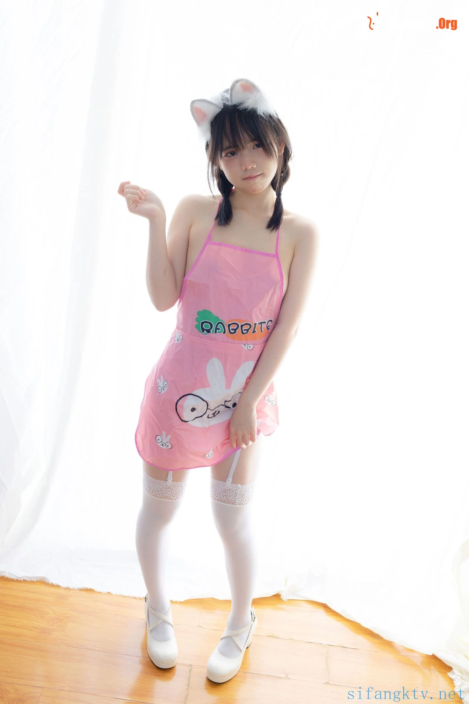 Small fish: Pink bellyband - Photo 3