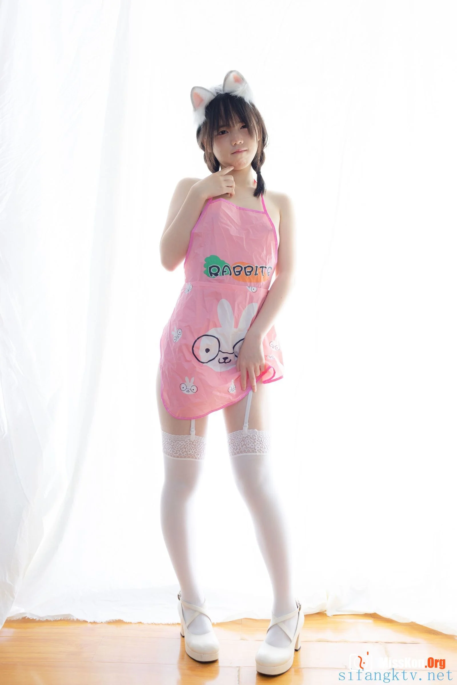 Small fish: Pink bellyband - Photo 5