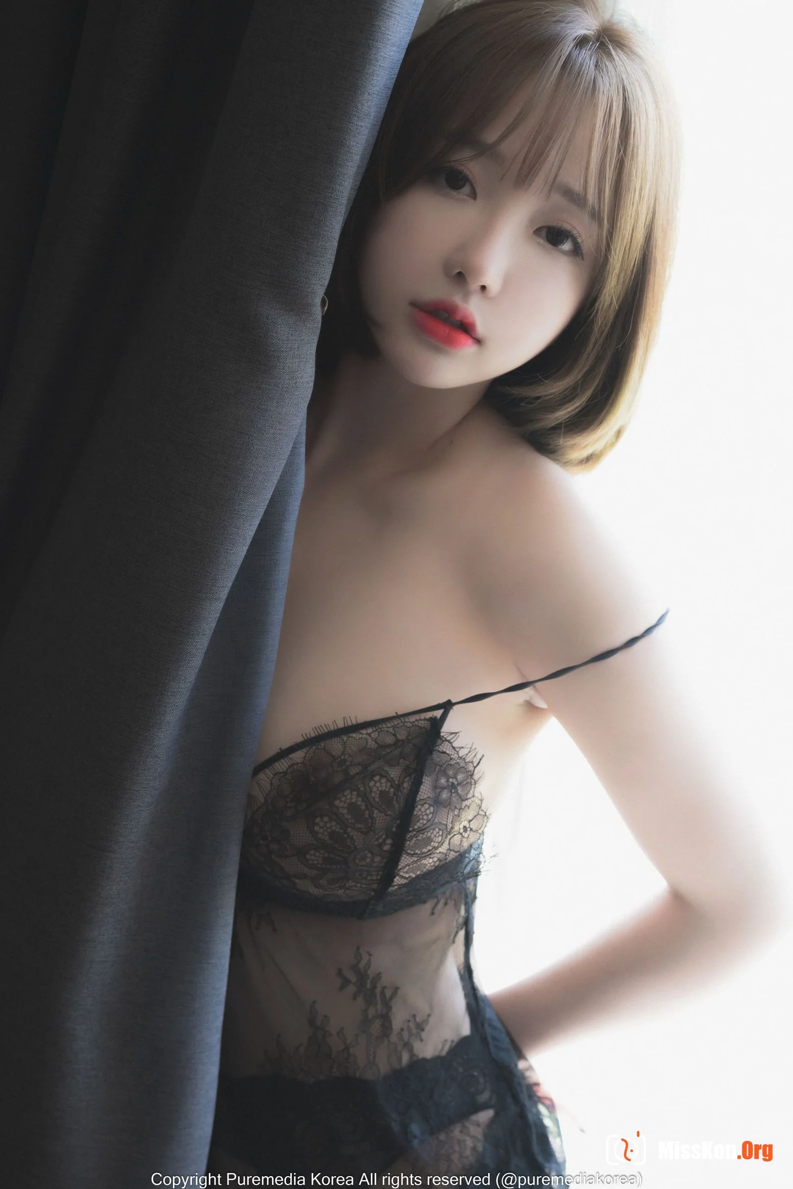 Son Ye-Eun - Photo 5